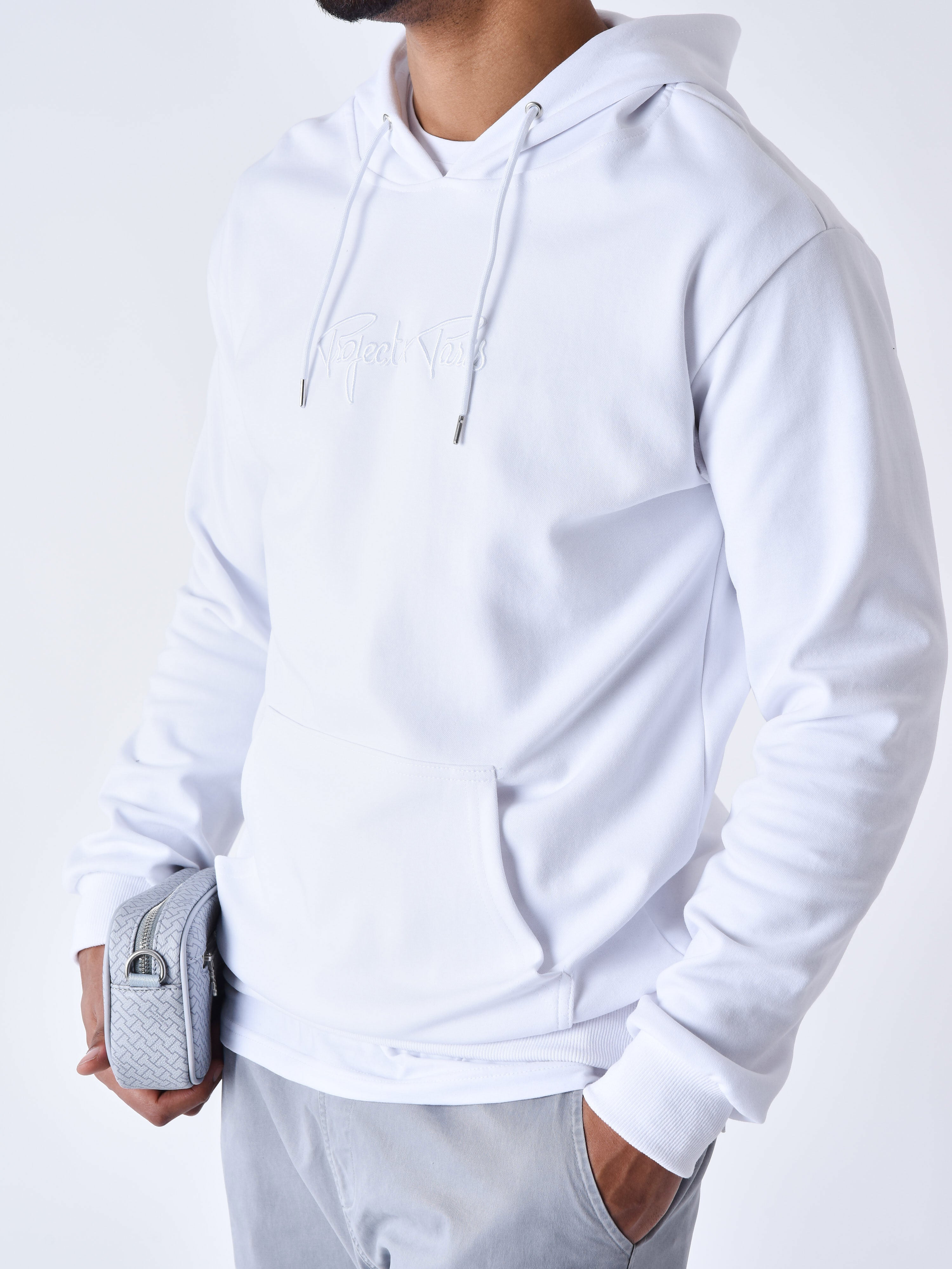 sweat-a-capuche-classique-blanc-modelshot