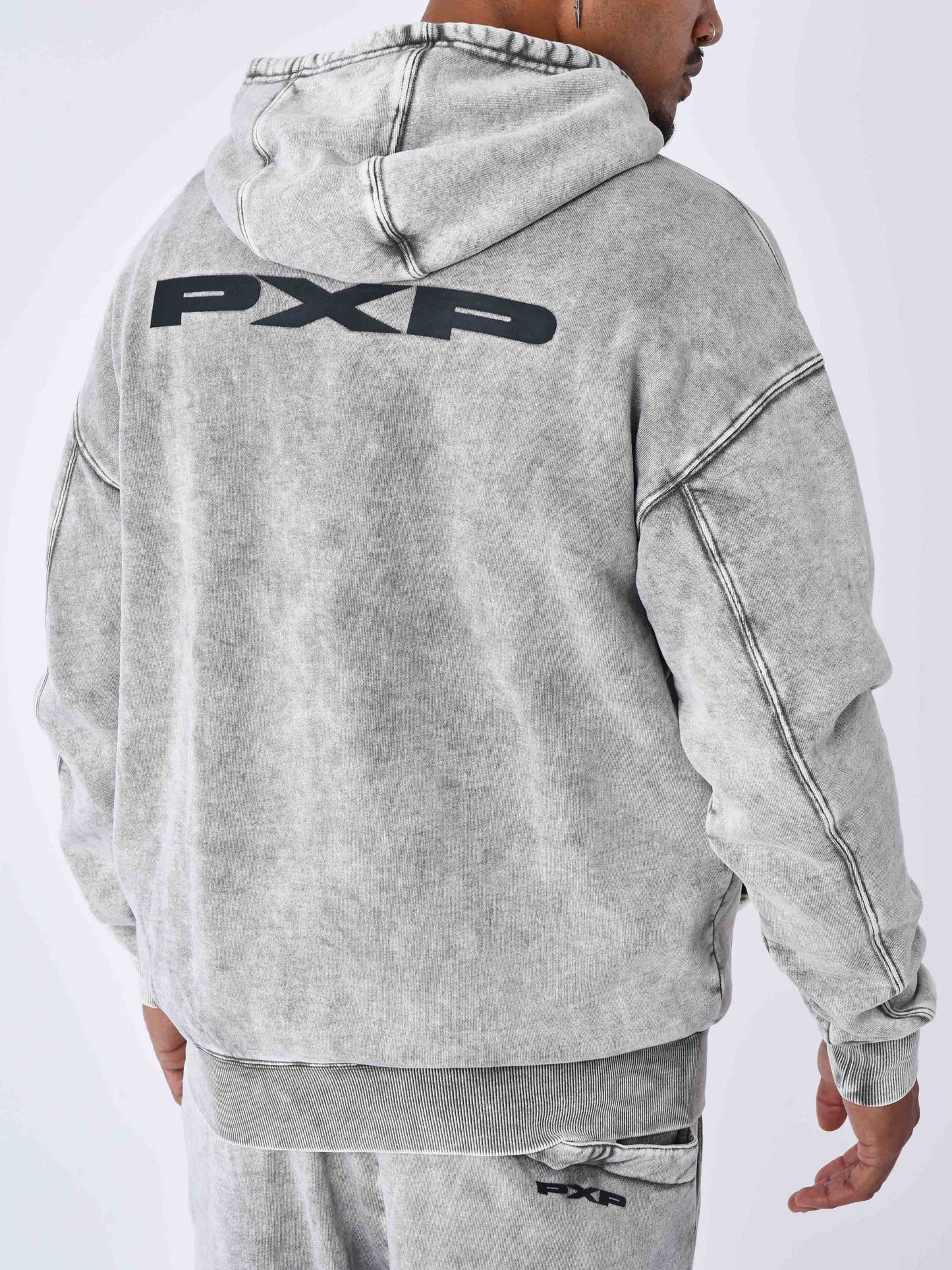 sweat-a-capuche-delave-gris-clair