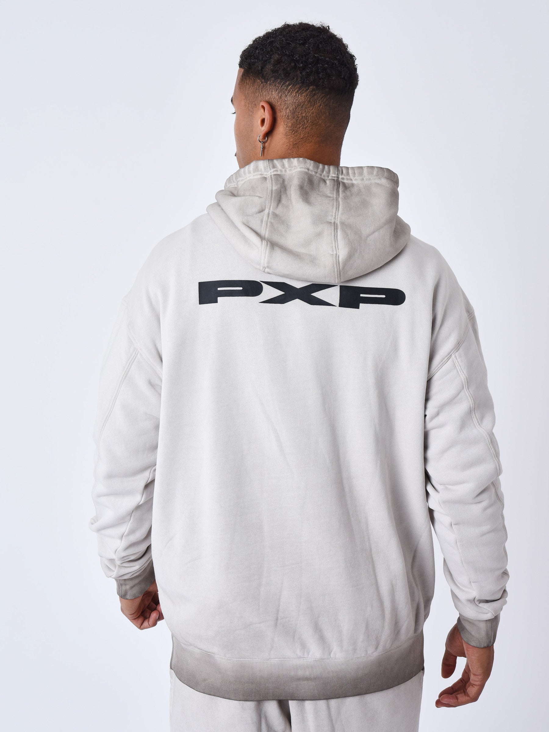 sweat-a-capuche-delave-gris-fume