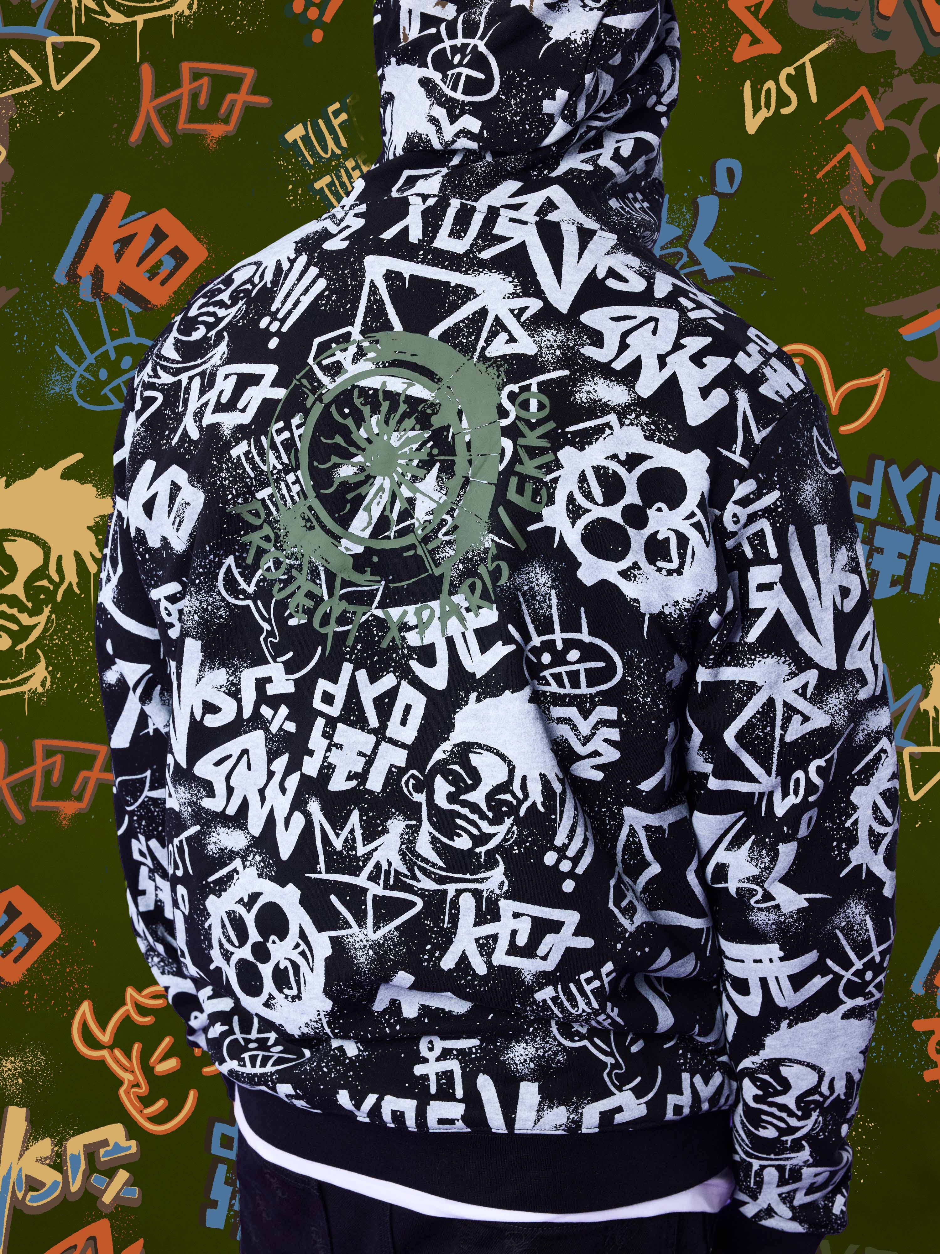 sweat-a-capuche-ekko-noir-modelshot