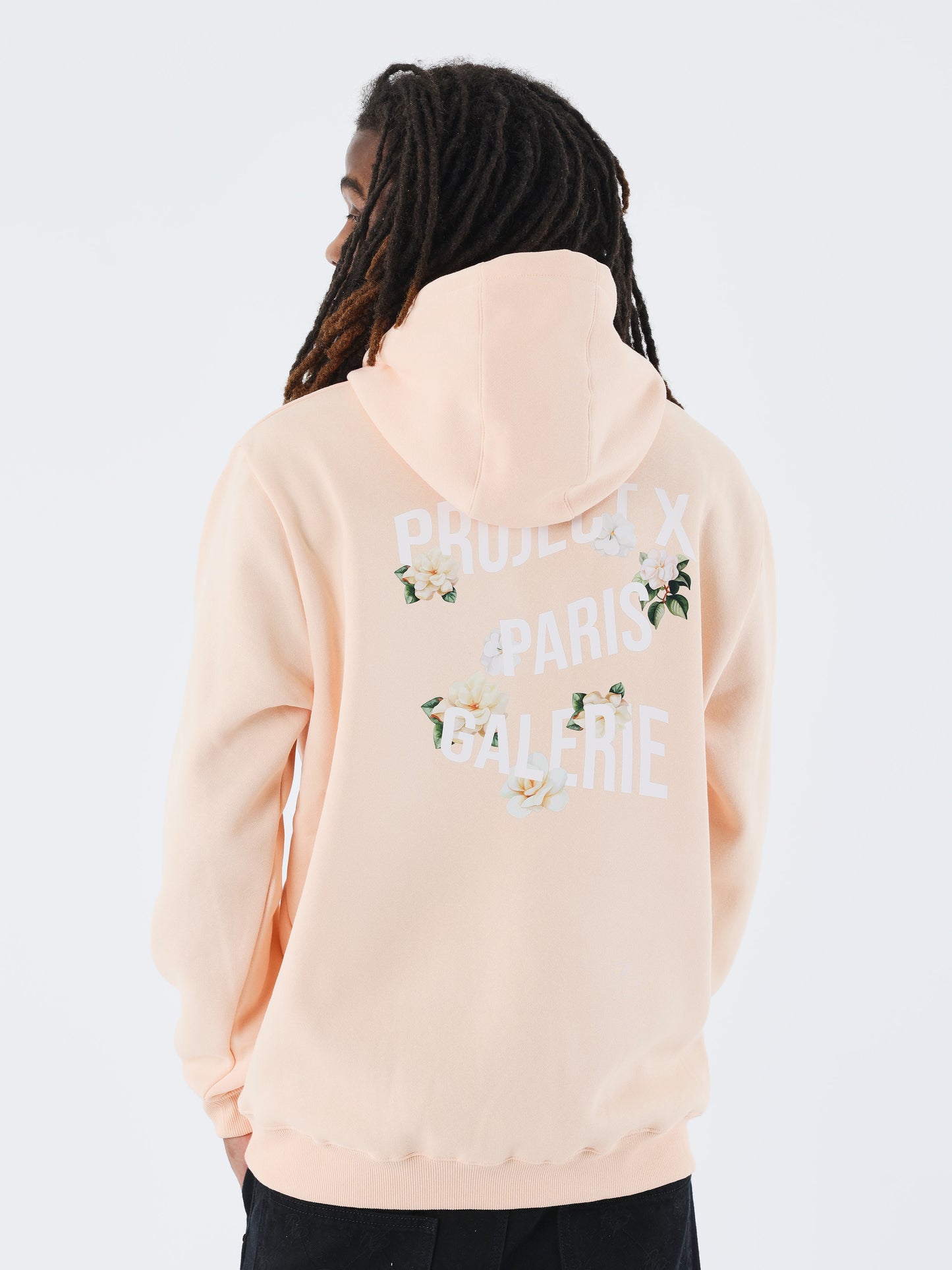 sweat-a-capuche-floral-pale-peach-modelshot