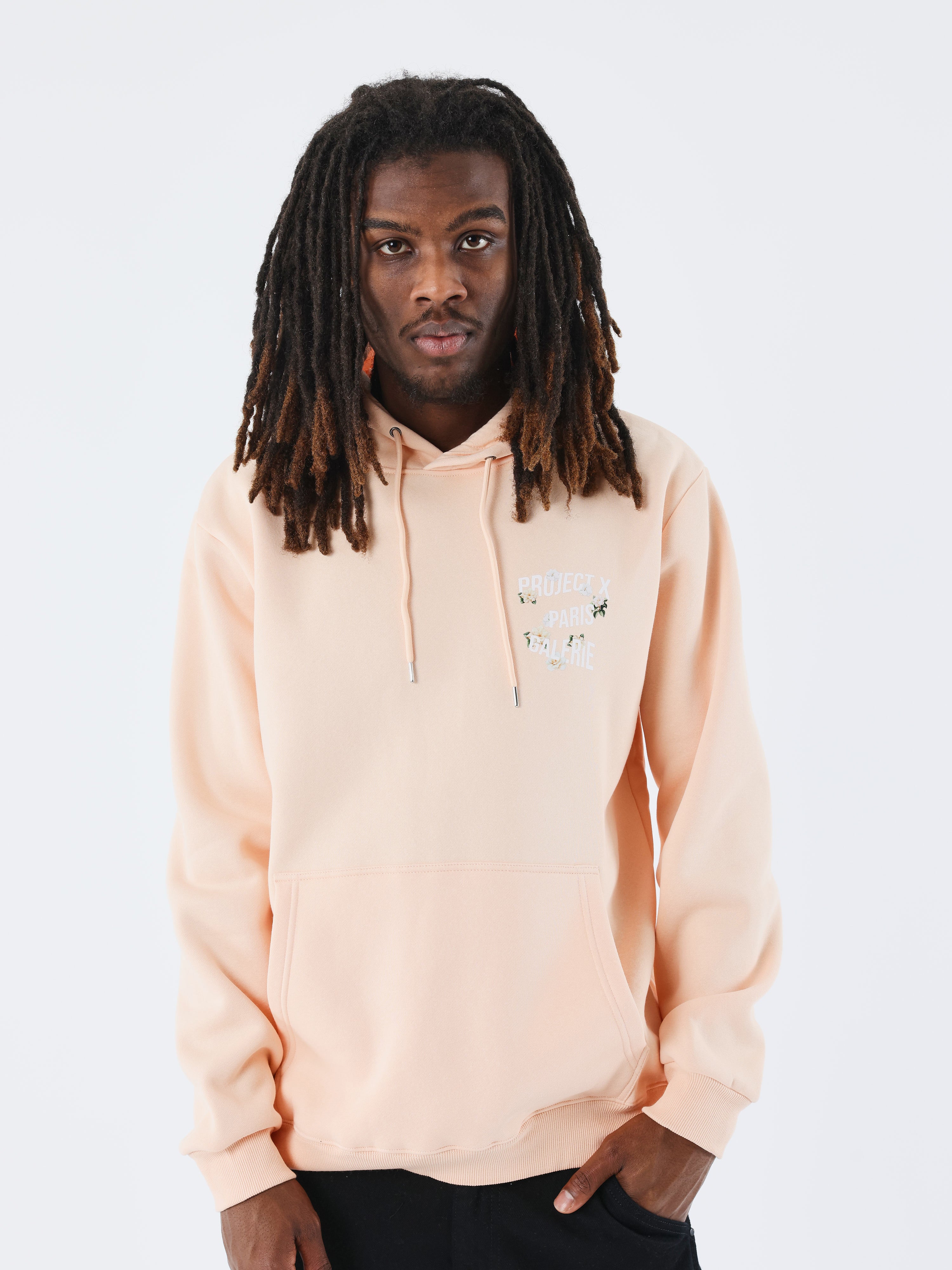 sweat-a-capuche-floral-pale-peach-modelshot