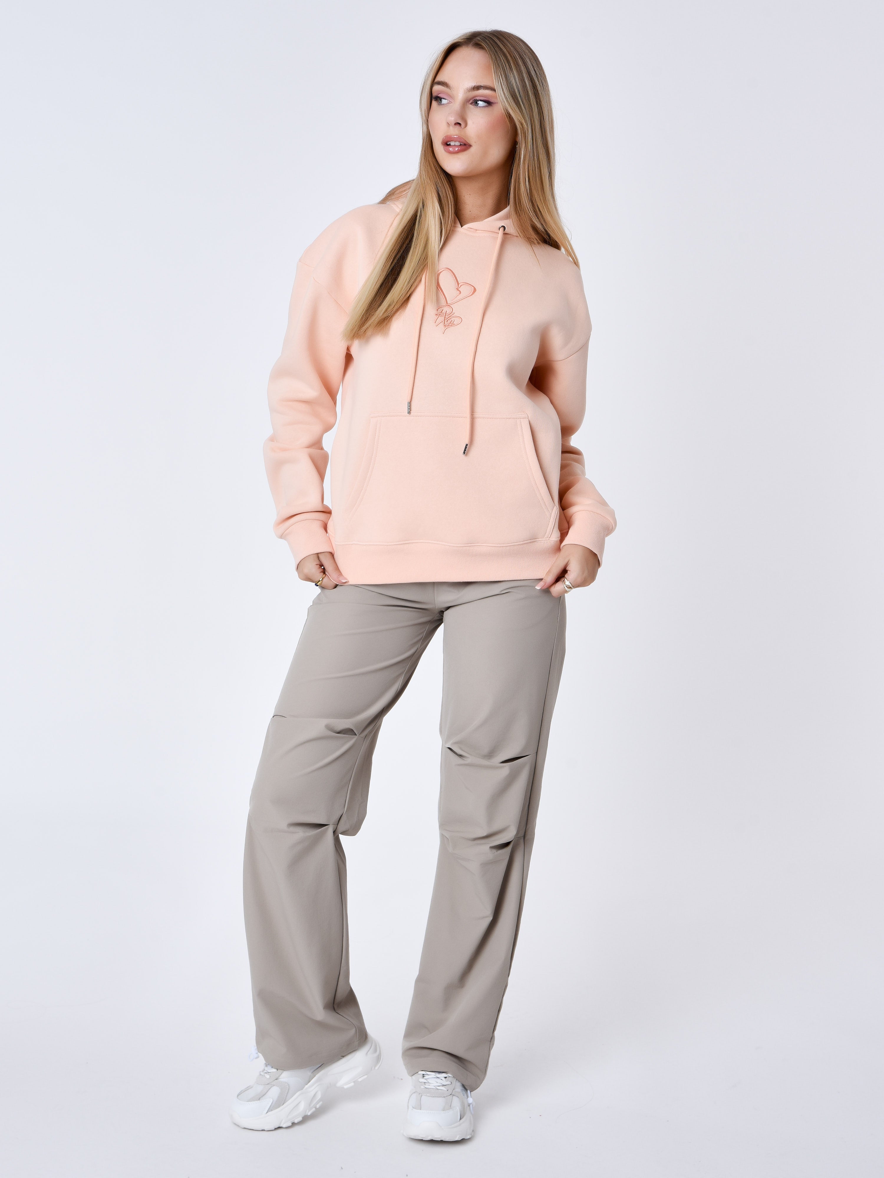 sweat-a-capuche-logo-coeur-pale-peach