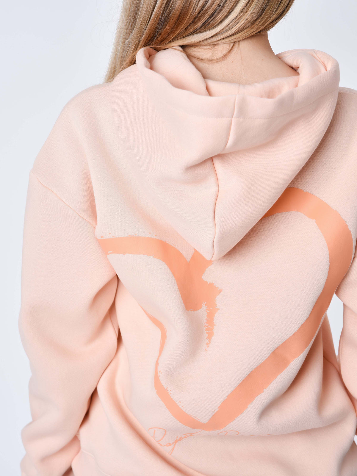 sweat-a-capuche-logo-coeur-pale-peach
