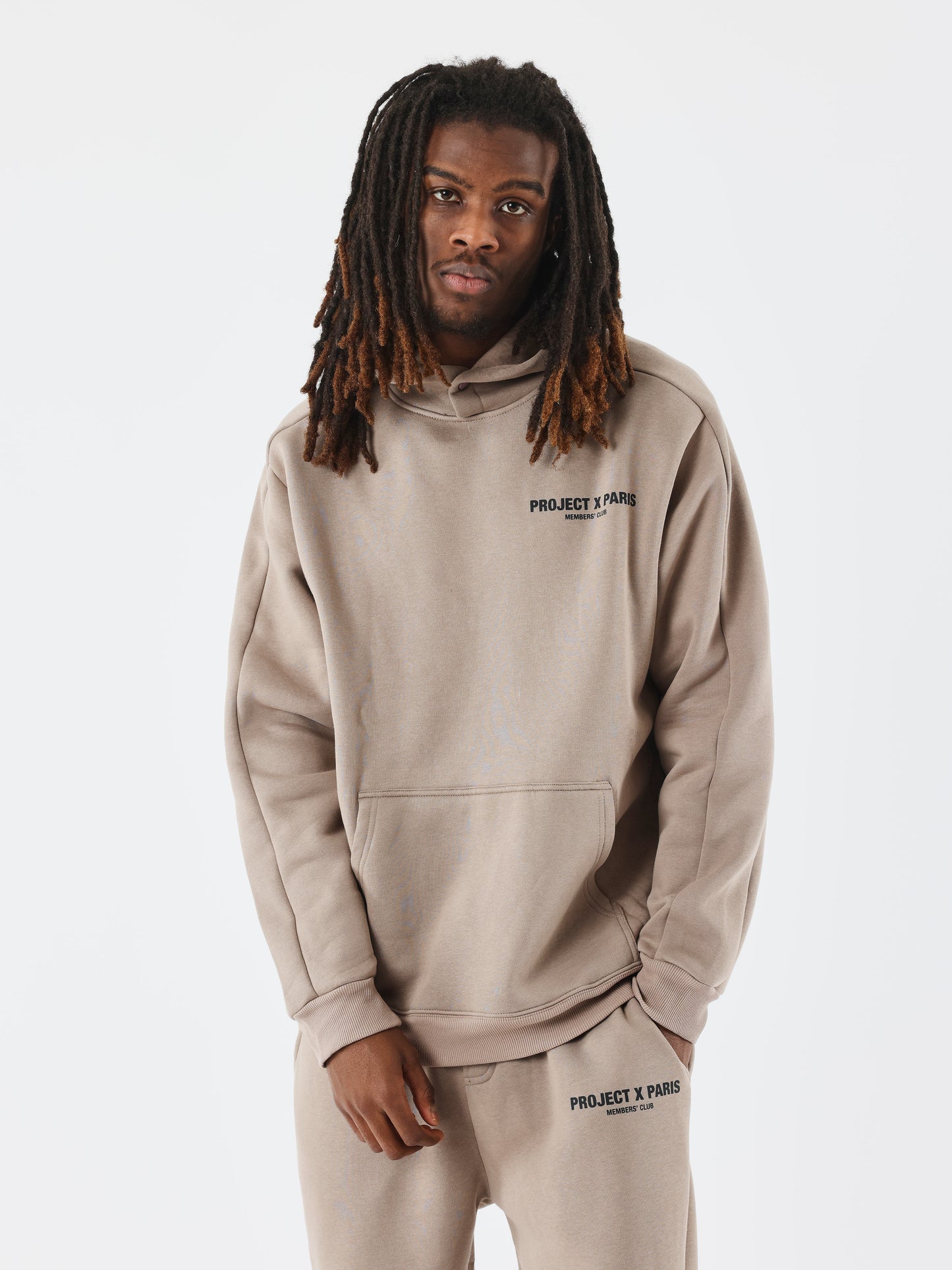 sweat-a-capuche-members-club-taupe
