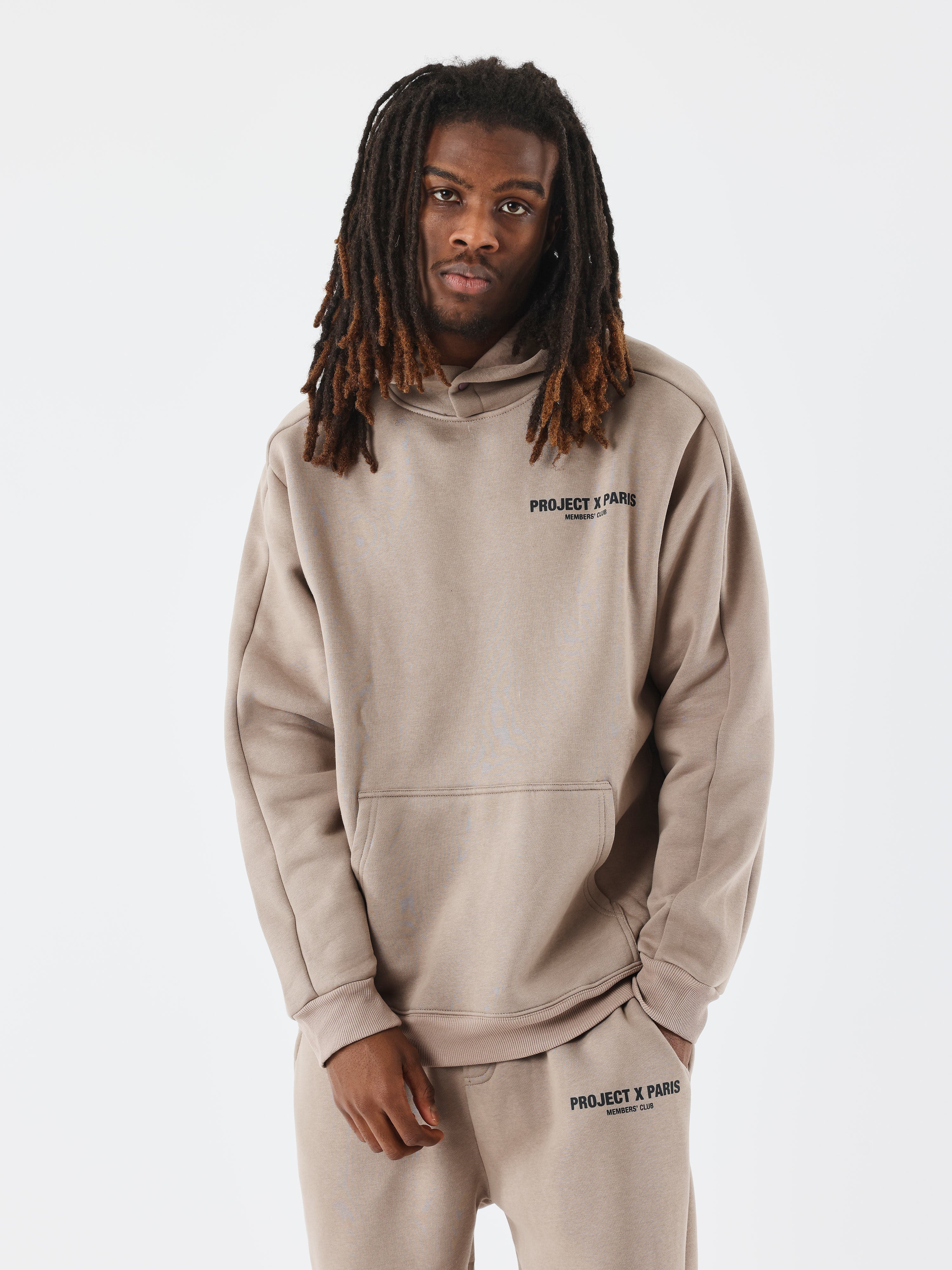 Members' club hoodie-1