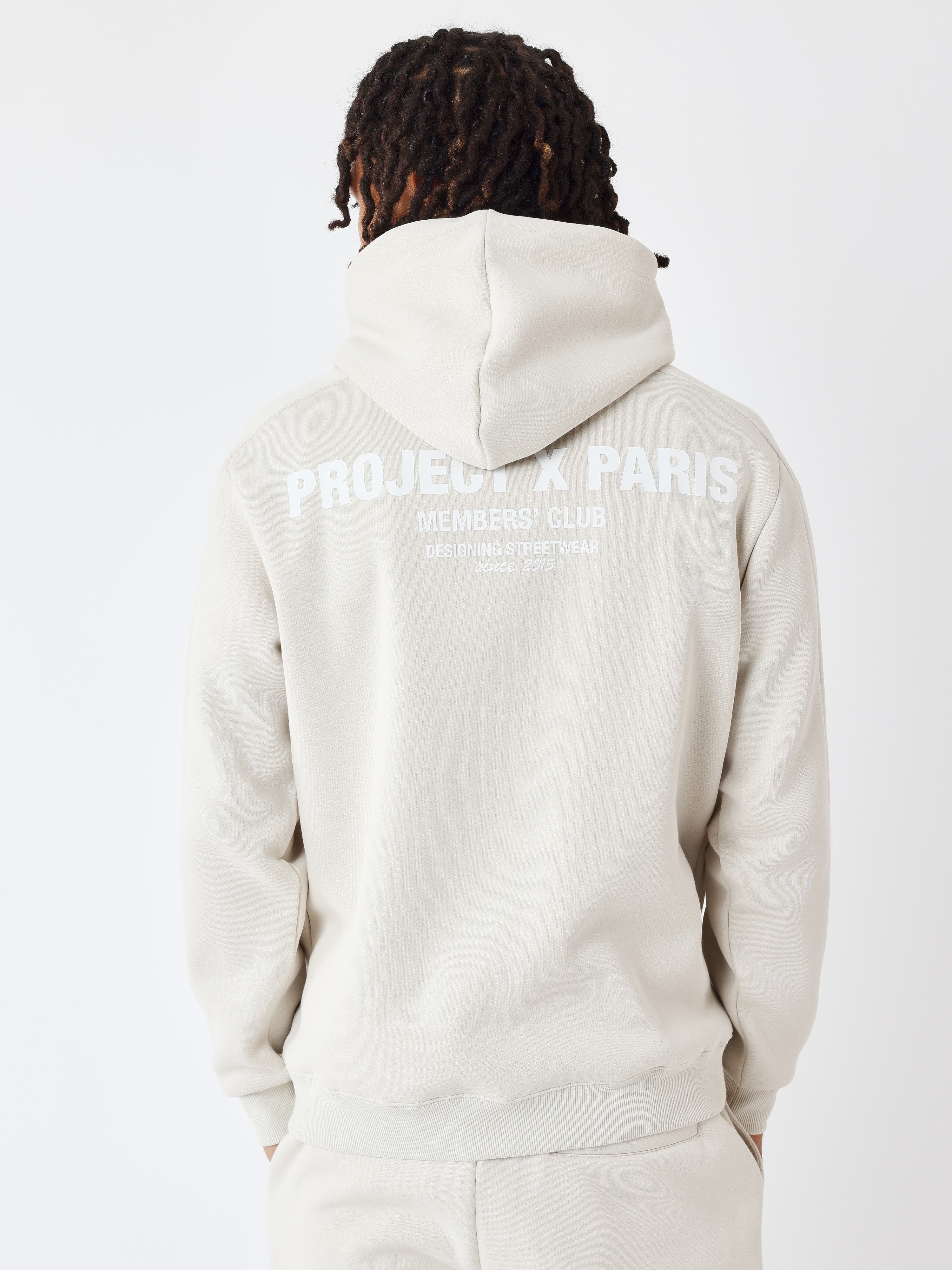 sweat-a-capuche-members-club-greige