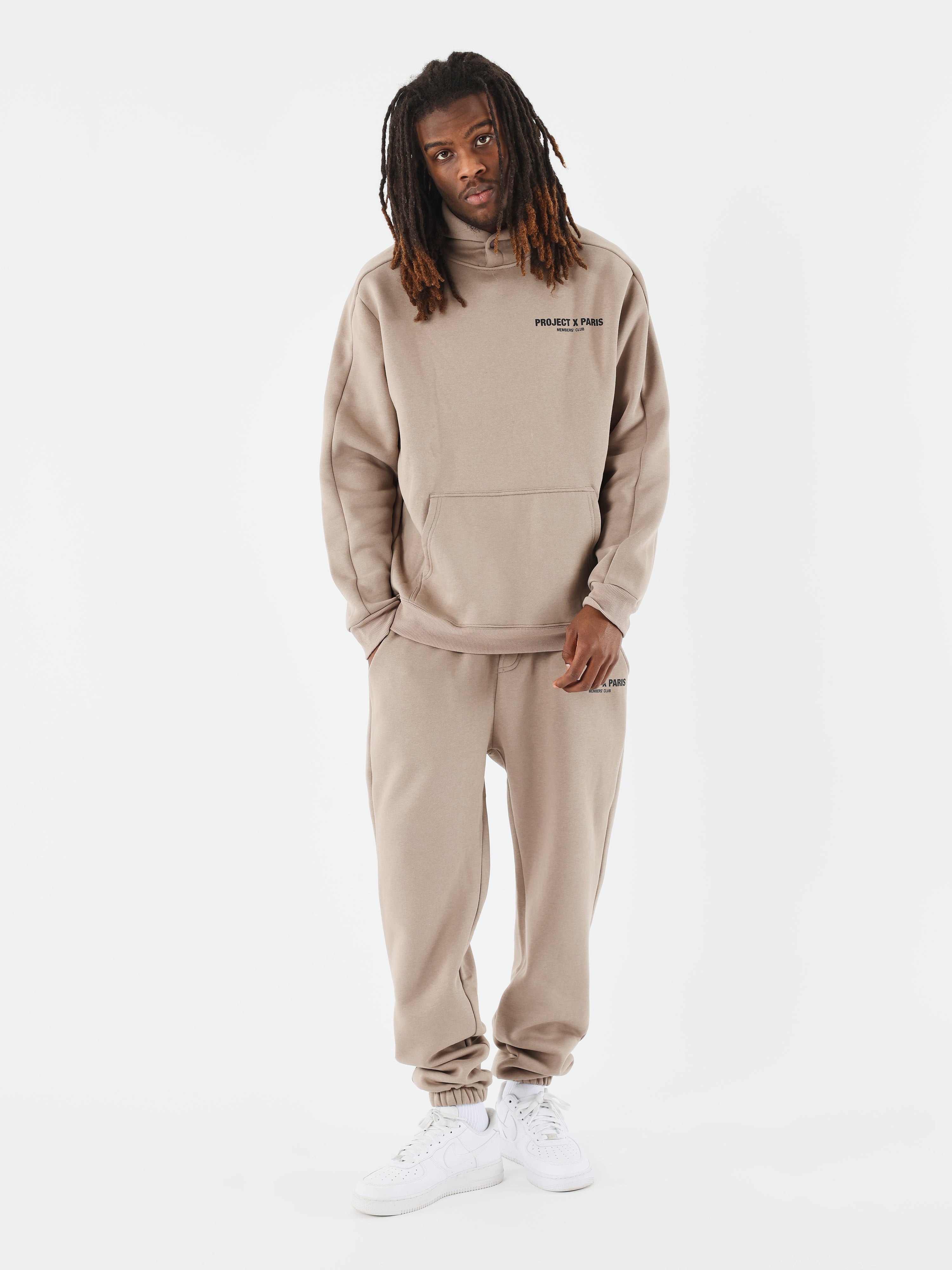 sweat-a-capuche-members-club-taupe