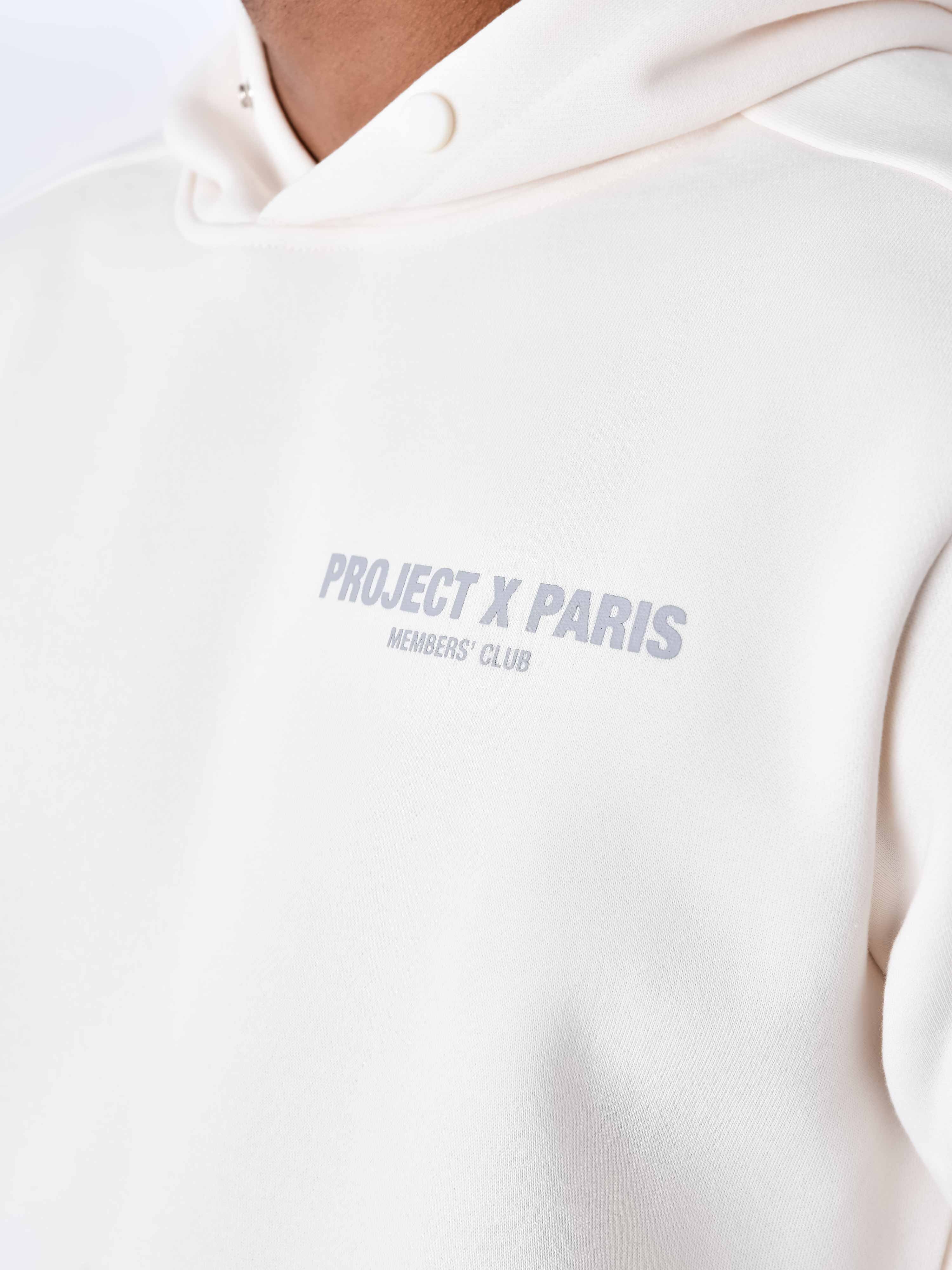 Members' club hoodie-4
