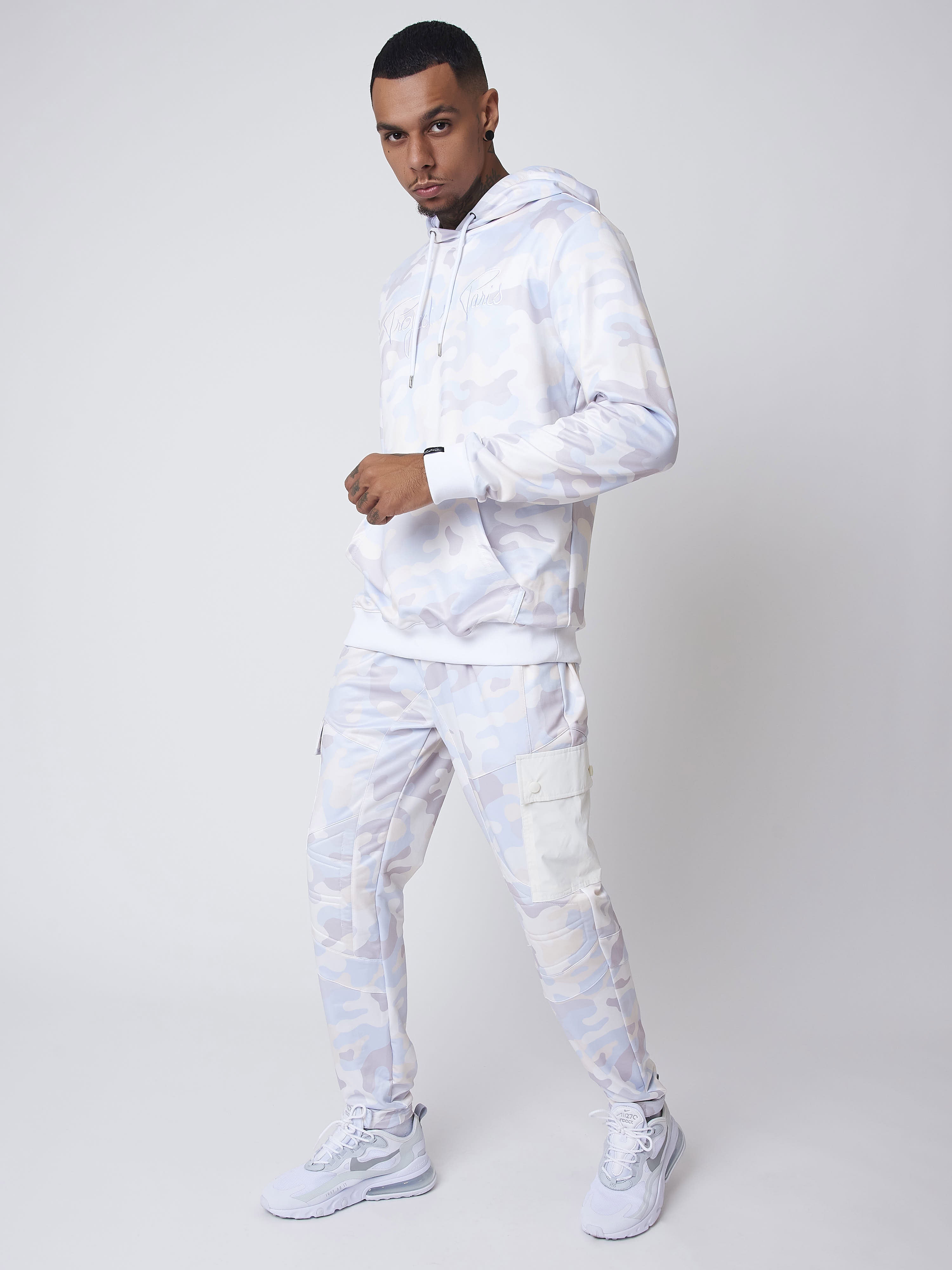 sweat-a-capuche-motif-camouflage-avec-broderie-logo-project-x-paris-sur-la-poitrine-et-poche-kangourou-3532-ivoire