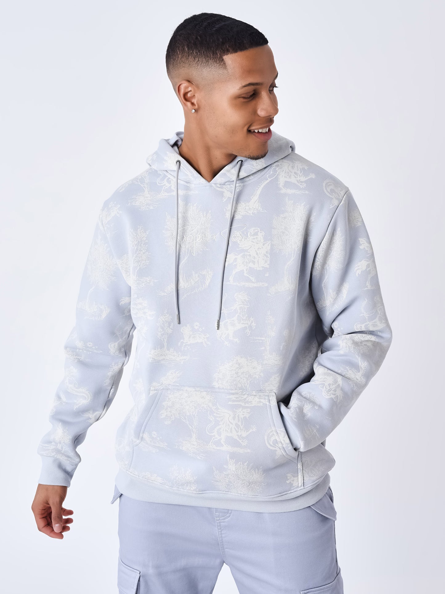 sweat-a-capuche-motif-mythologique-bleu-glacier
