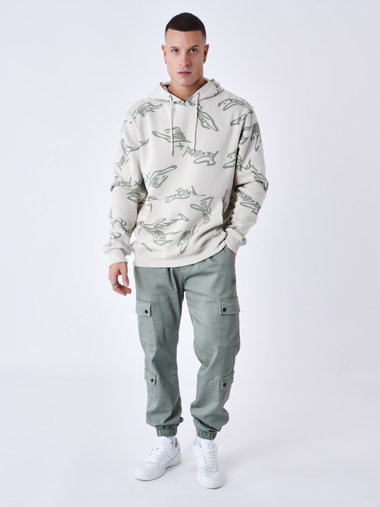 sweat-a-capuche-motif-signature-fluide-greige