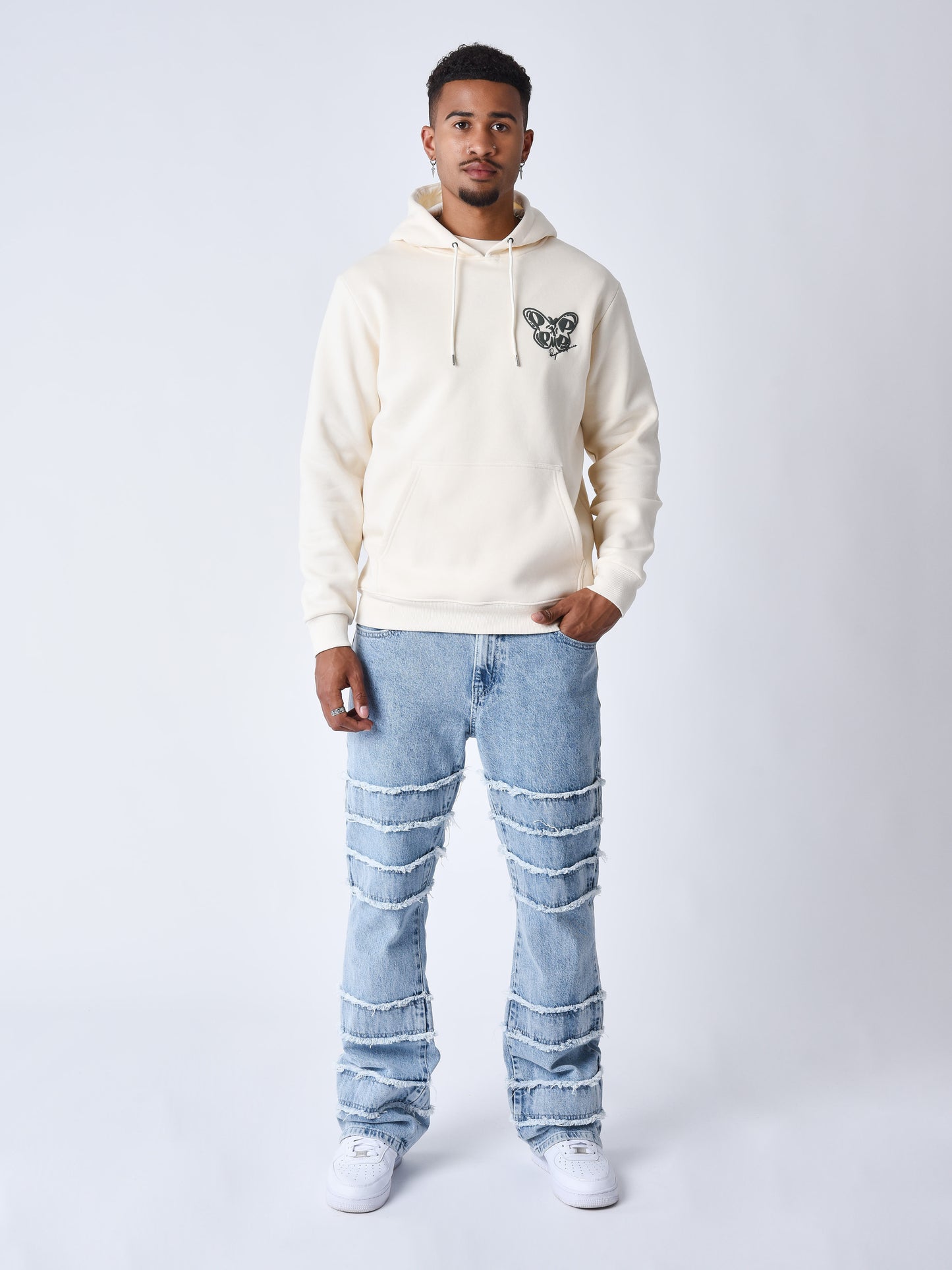 sweat-a-capuche-papillon-5290-craie