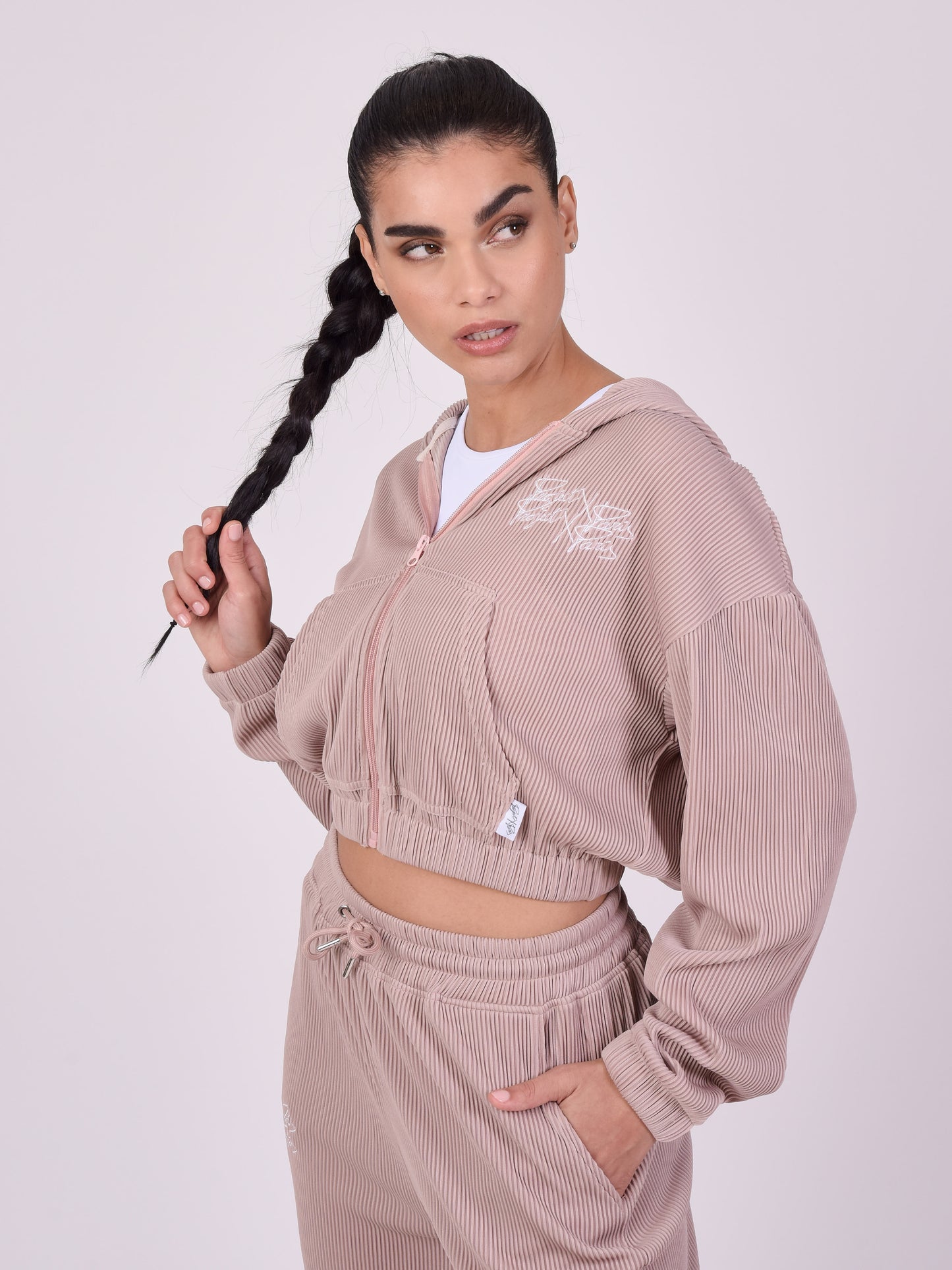 sweat-a-capuche-plisse--rose-poudre