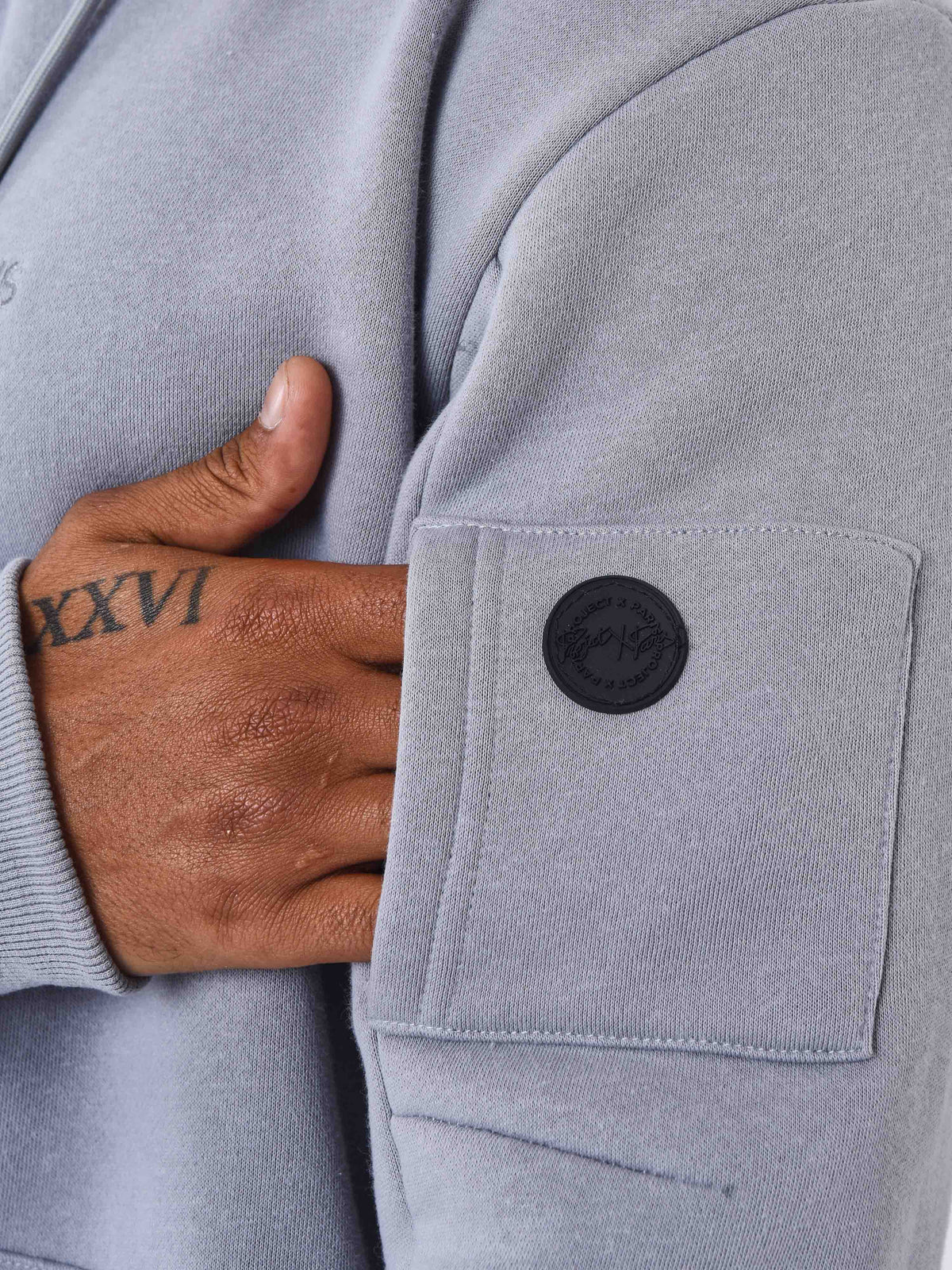 sweat-a-capuche-techwear-gris-clair