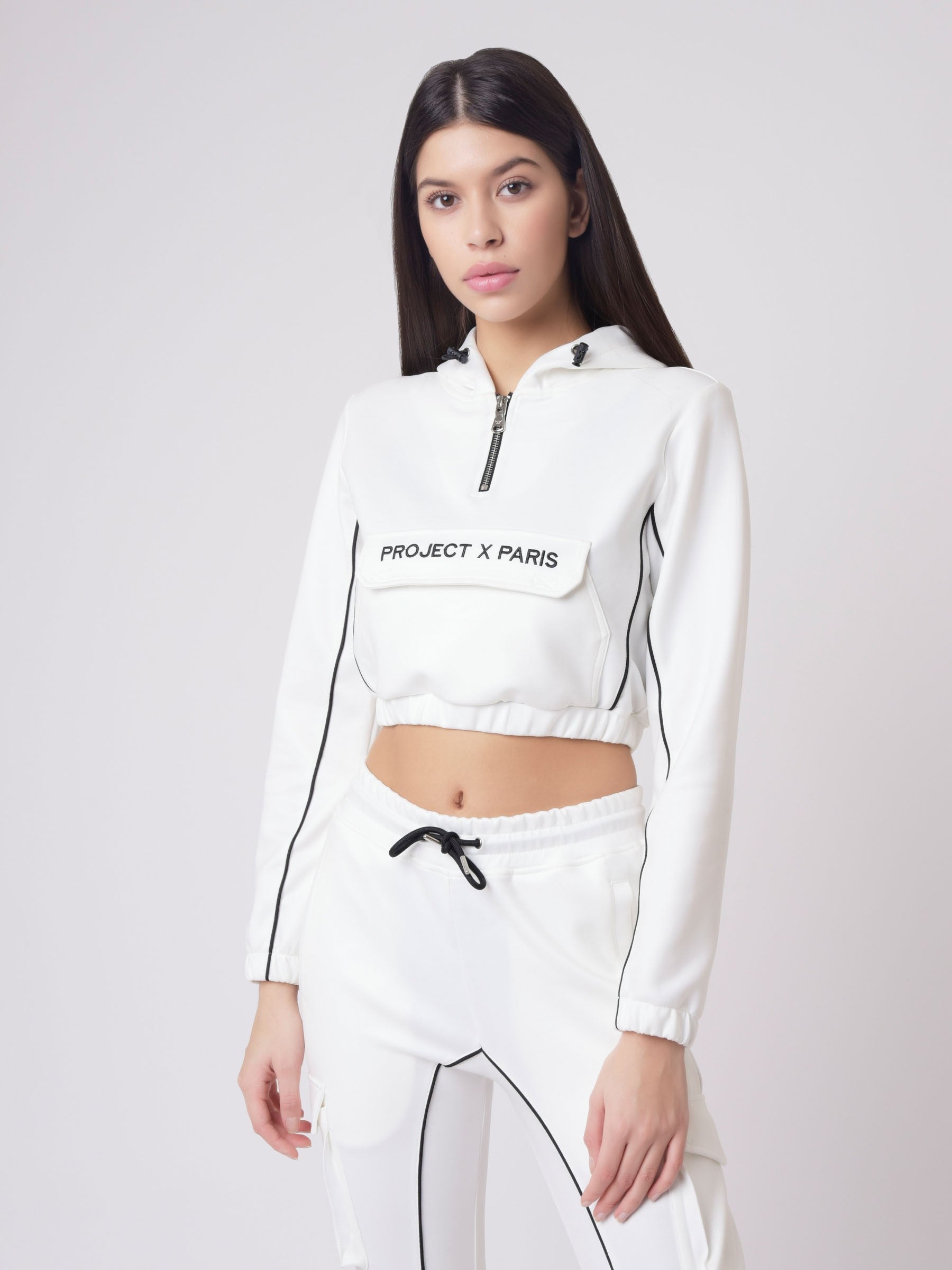 Kapuzensweatshirt zum Überziehen mit Kunstleder-Piping-2
