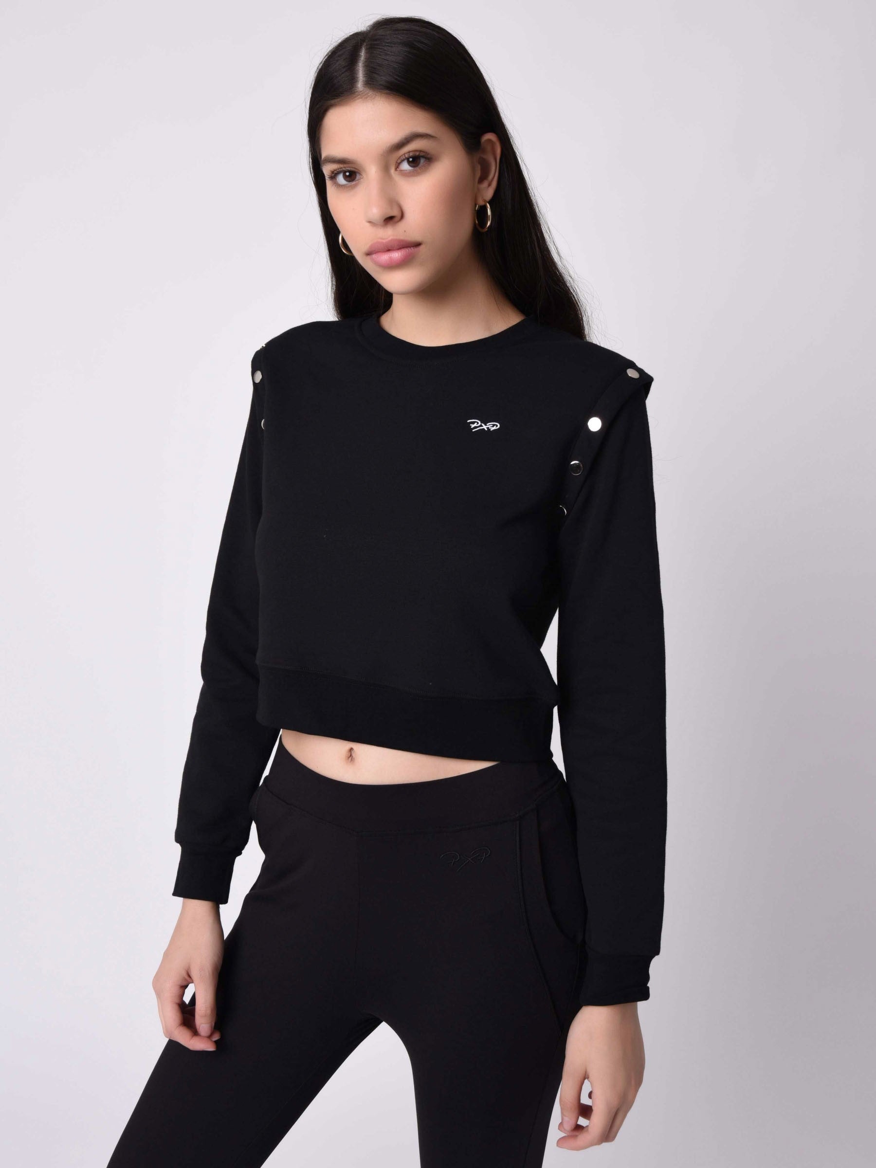 Sweatshirt med rund hals og metalknap-1