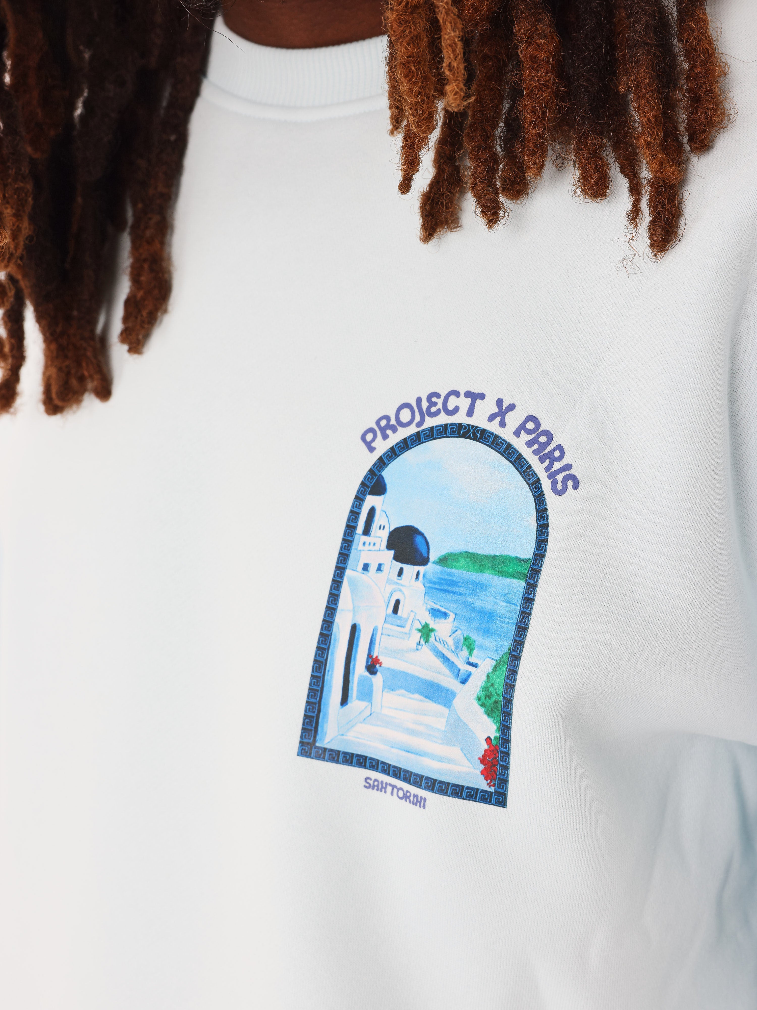 sweat-col-rond-santorini-ice-blue-detailshot