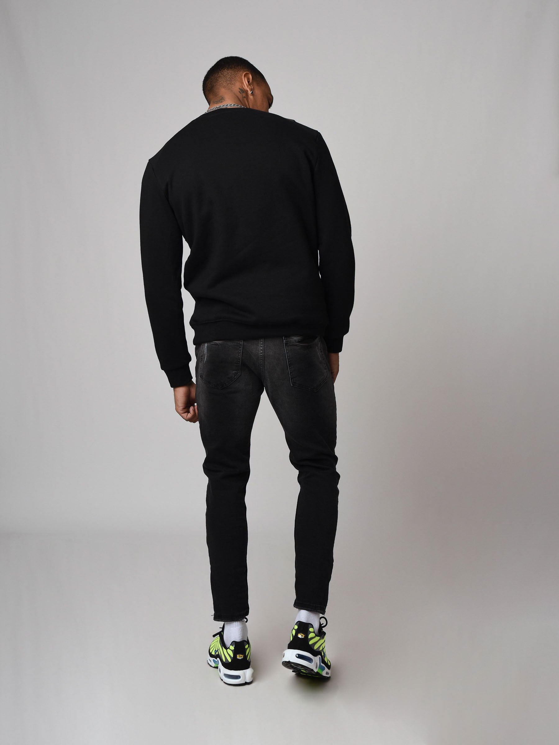 sweat-details-clips-plastiques-homme-project-x-paris-1920022-noir