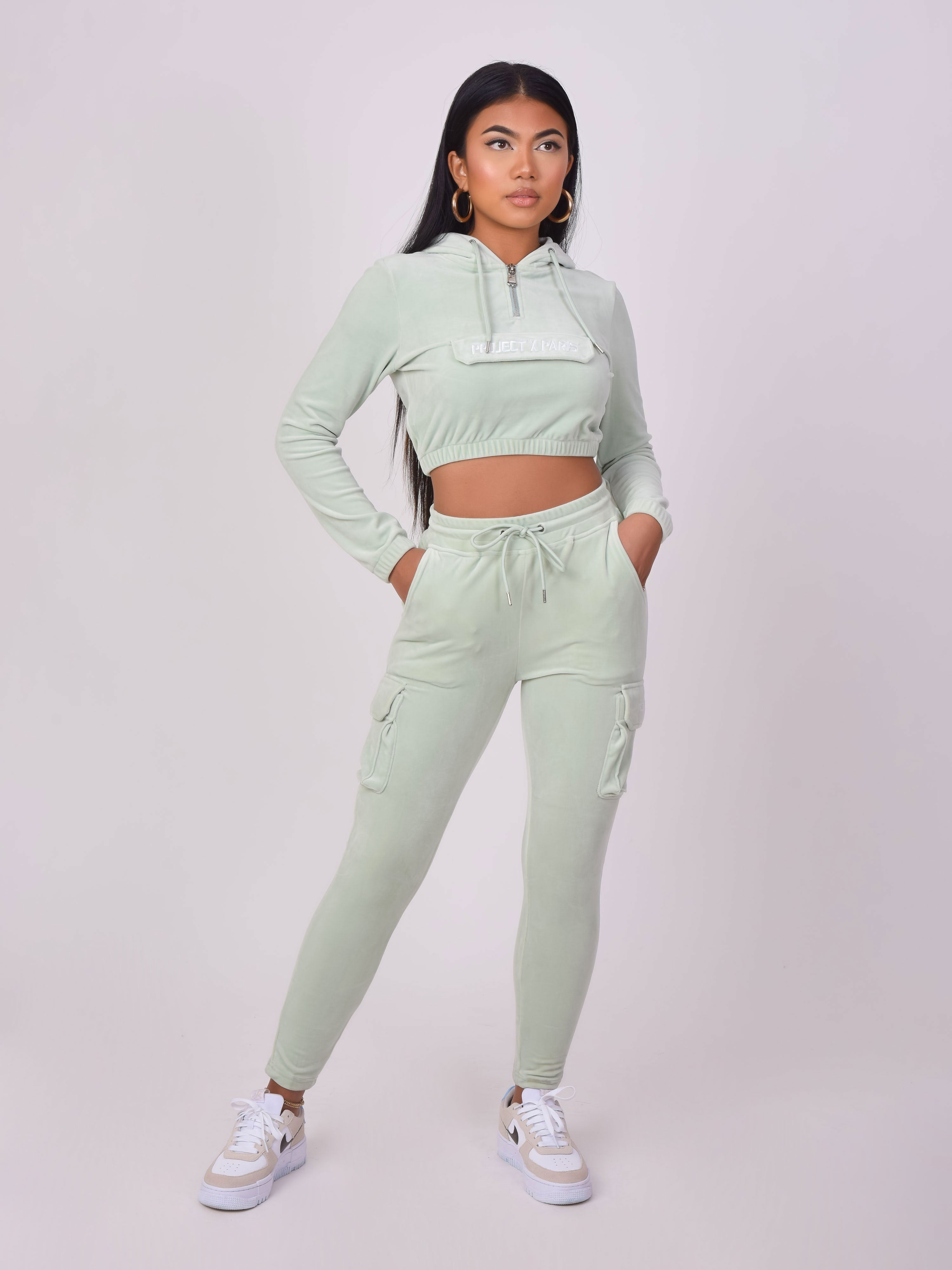 sweat-velours-court-a-capuche-femme-project-x-paris-f192045-vert-d-eau