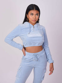 sweat-velours-court-a-capuche-femme-project-x-paris-f192045-bleu-ciel-modelshot
