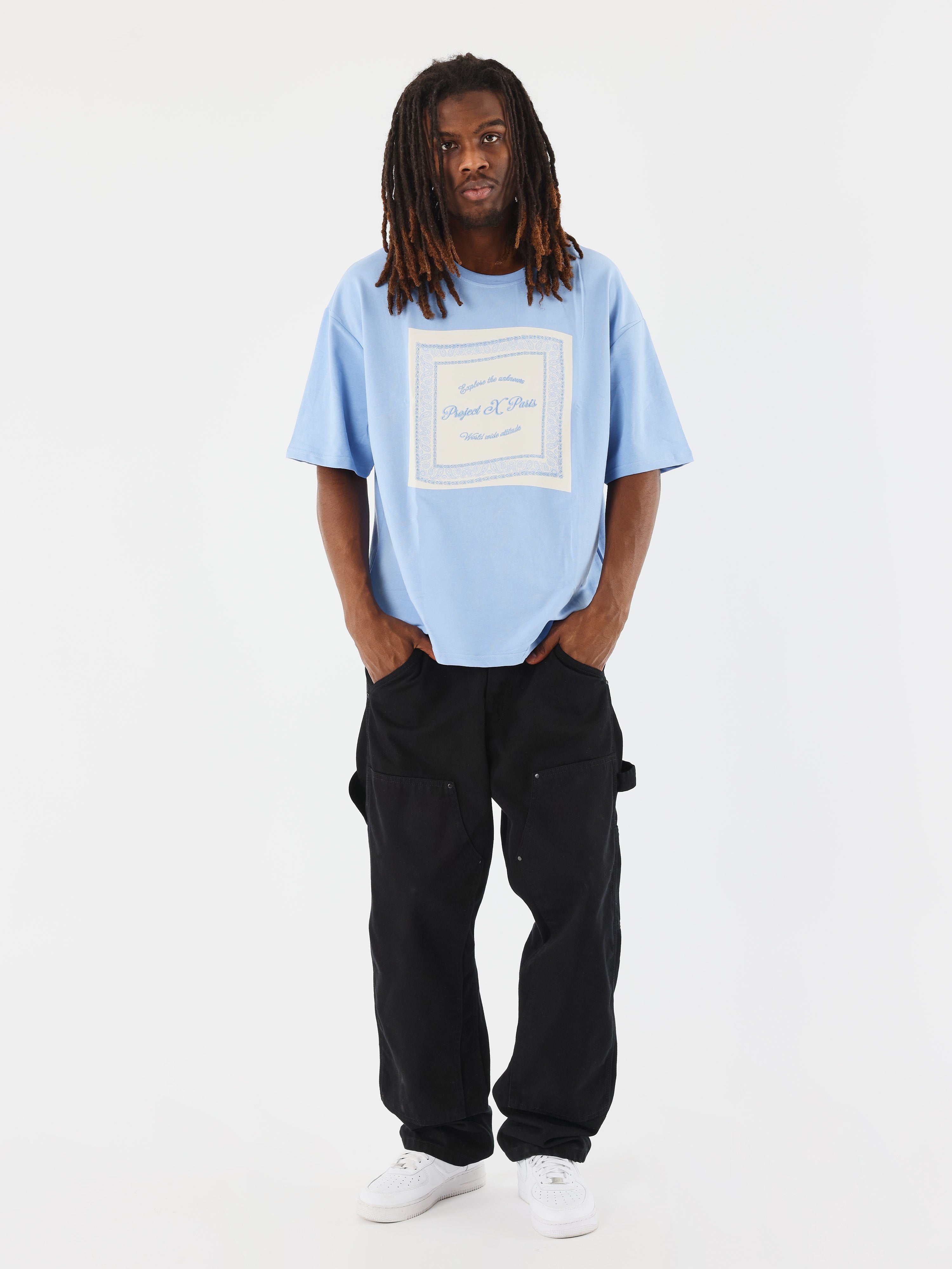 t-shirt-bandana-cashmere-blue-modelshot