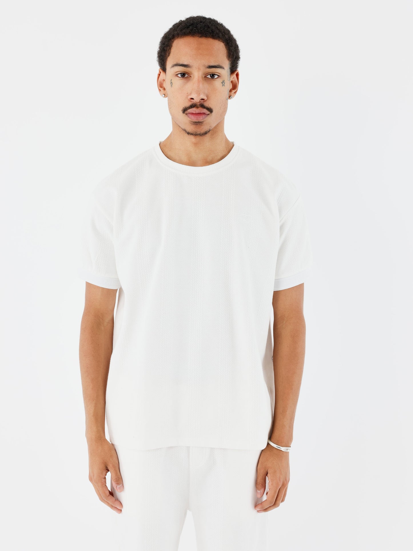 t-shirt-col-montant-maille-blanc-casse