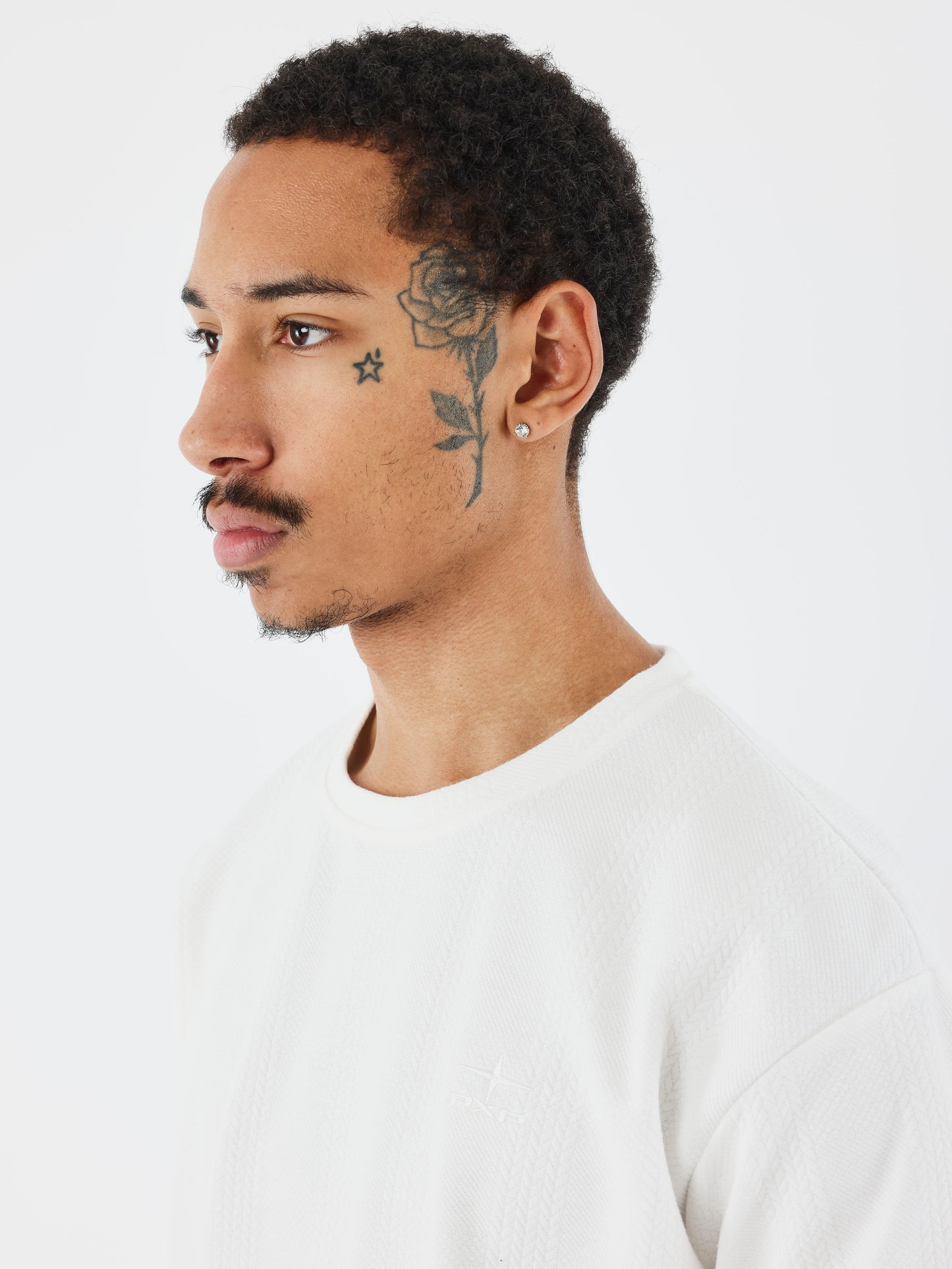 t-shirt-col-montant-maille-blanc-casse