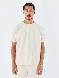 t-shirt-col-montant-maille-craie-modelshot