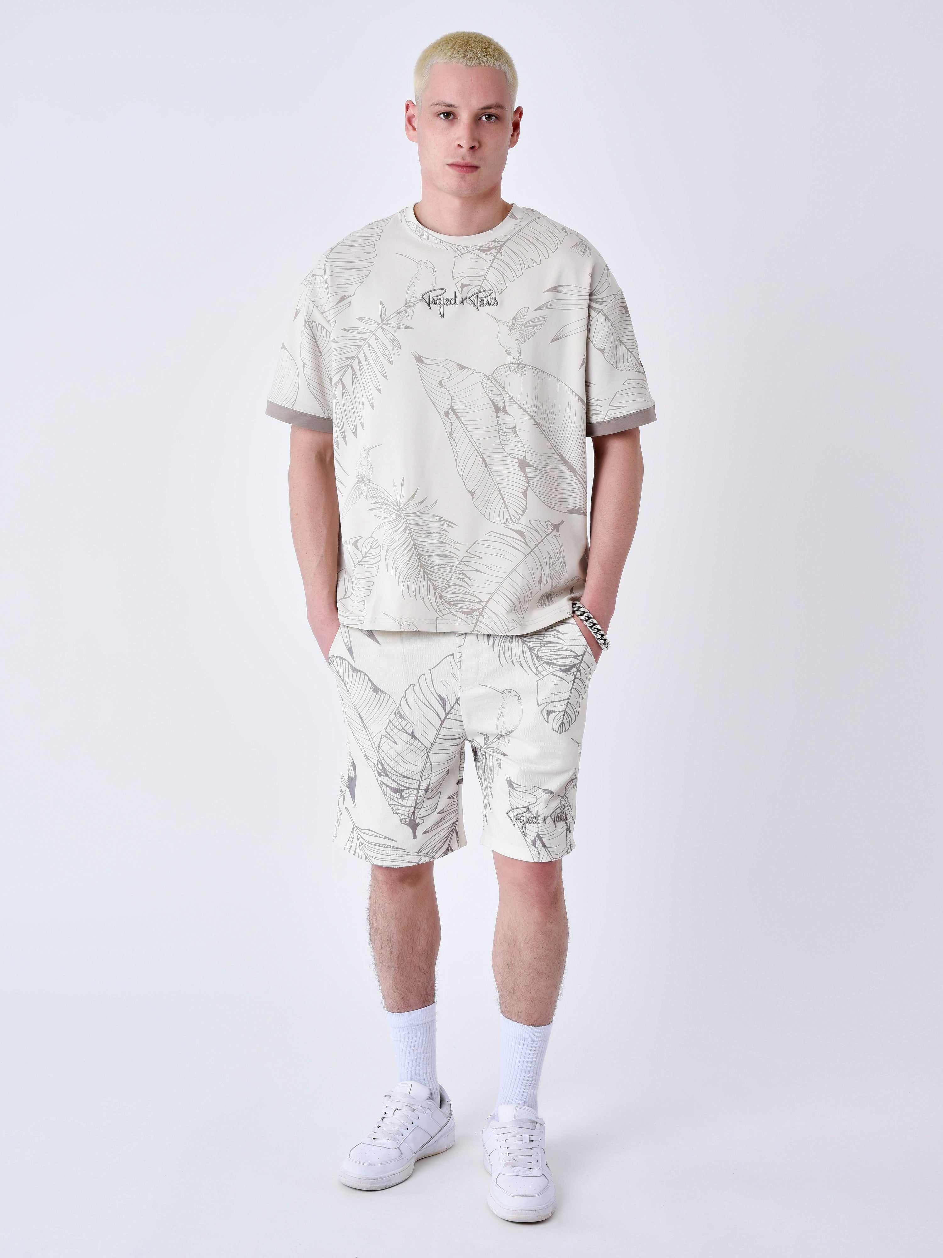 T-shirt med tryck Luxuriant-4