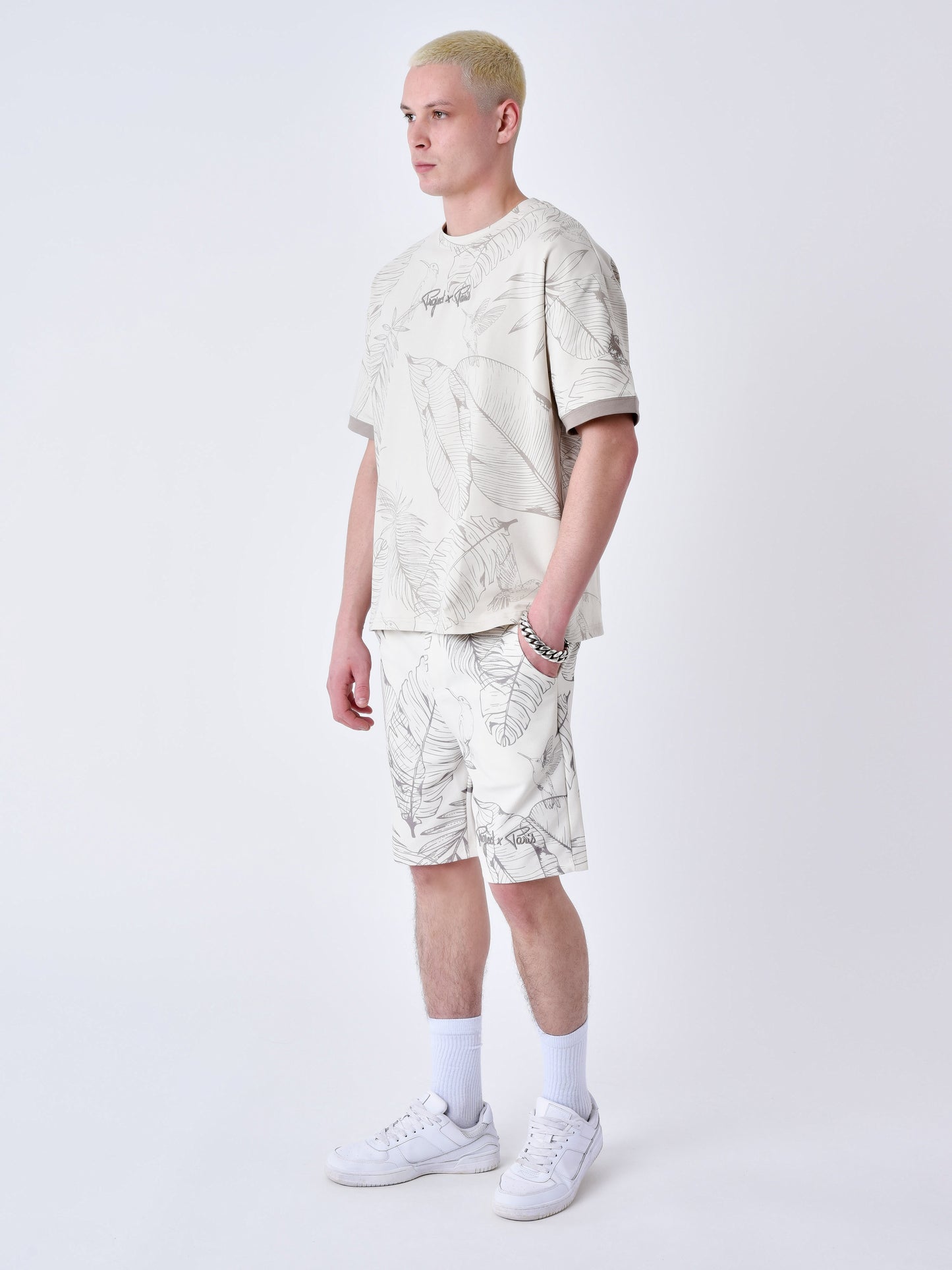 t-shirt-imprime-luxuriant-greige