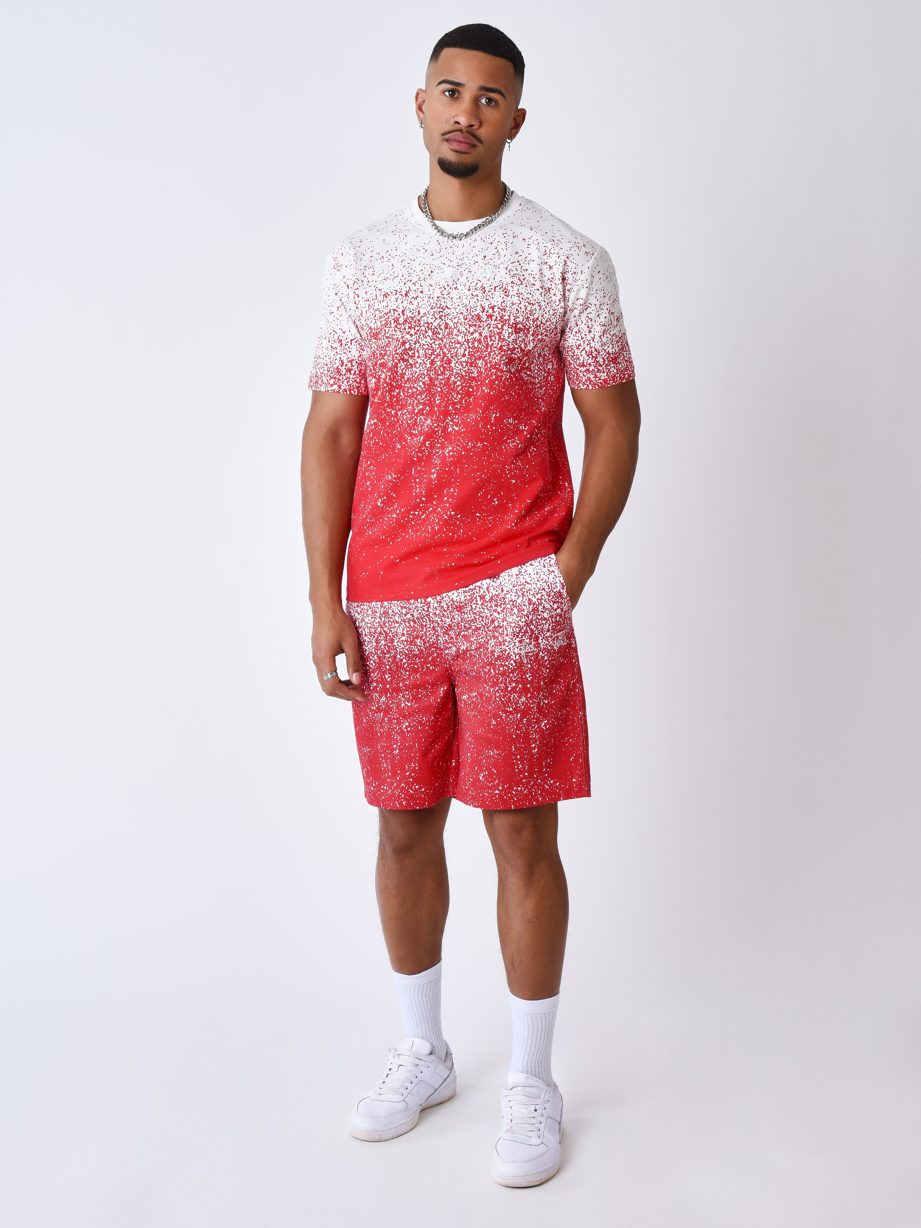 t-shirt-imprime-spray-rouge