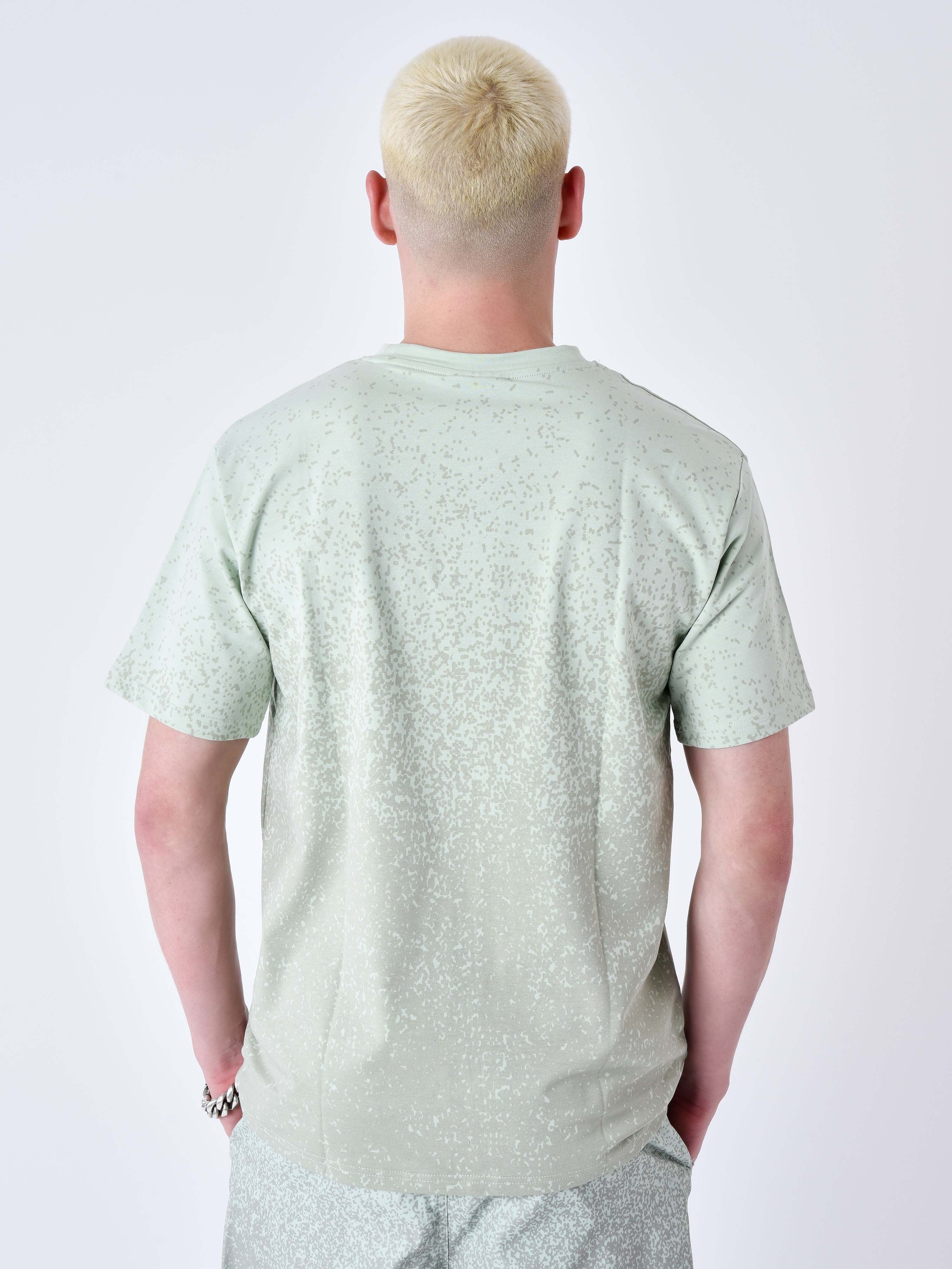t-shirt-imprime-spray-vert-d-eau-modelshot