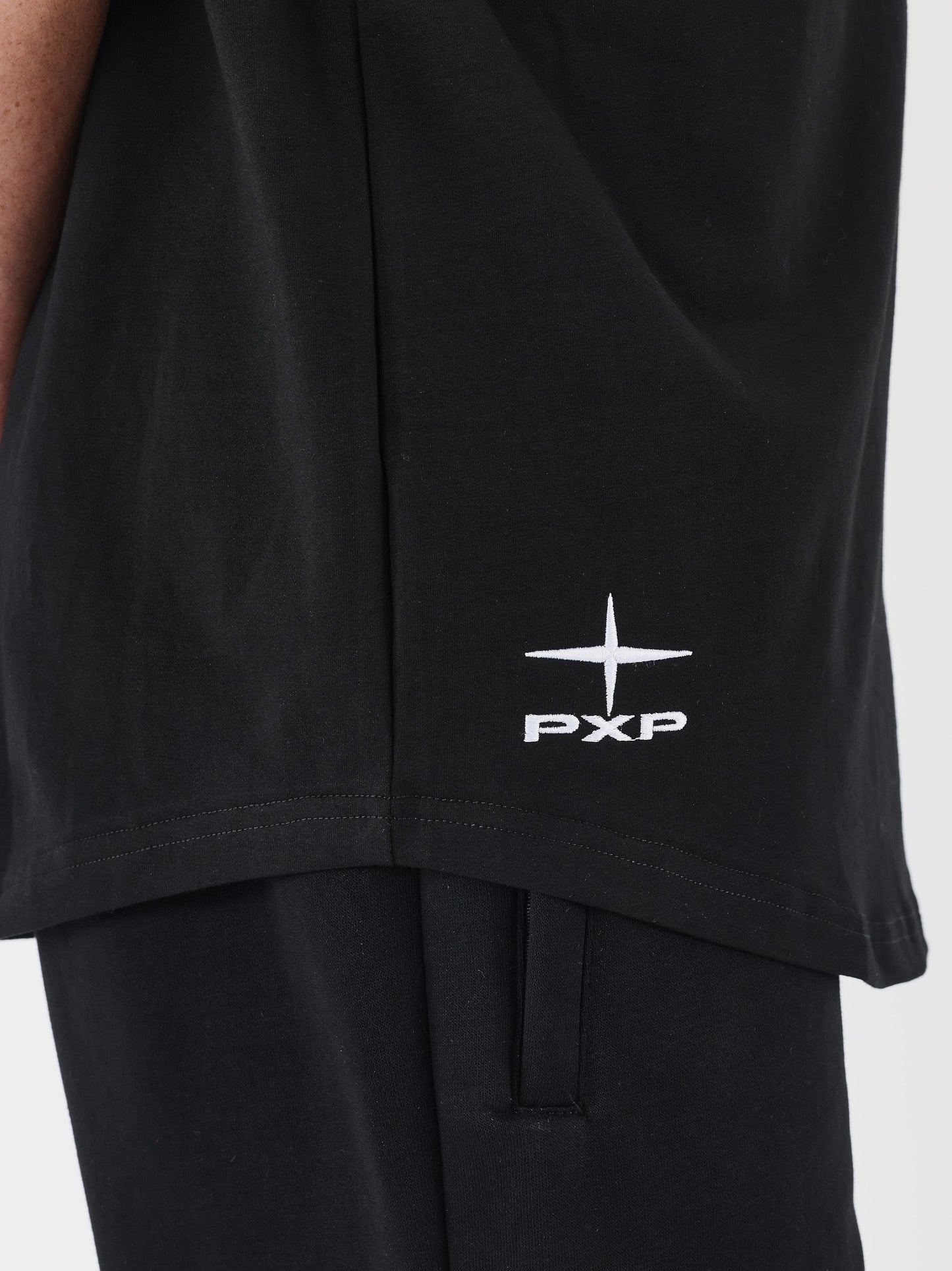 t-shirt-kalash-x-pxp-noir
