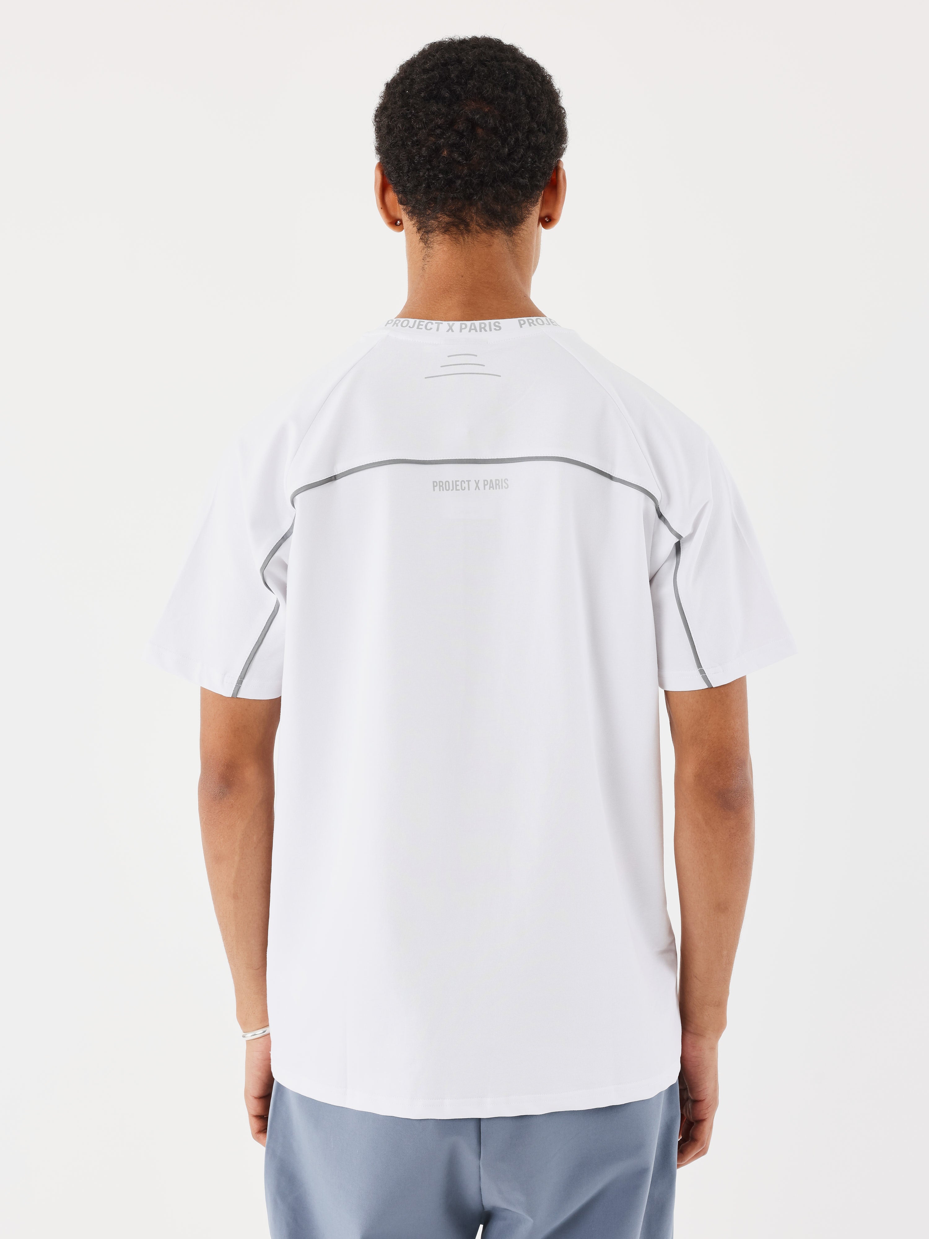 Camiseta ancha con detalles reflectantes-2
