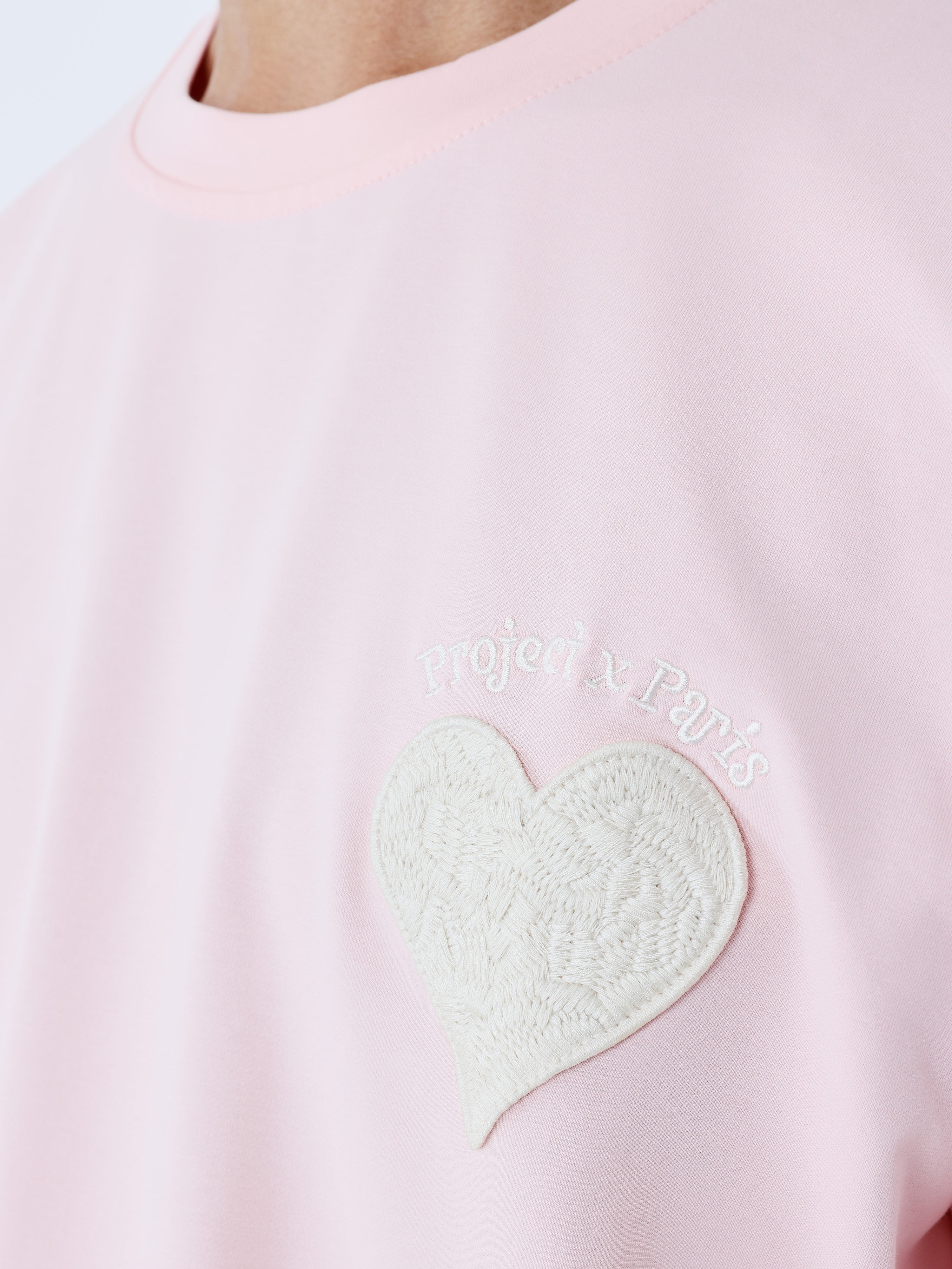 Wide wicker heart T-shirt-5
