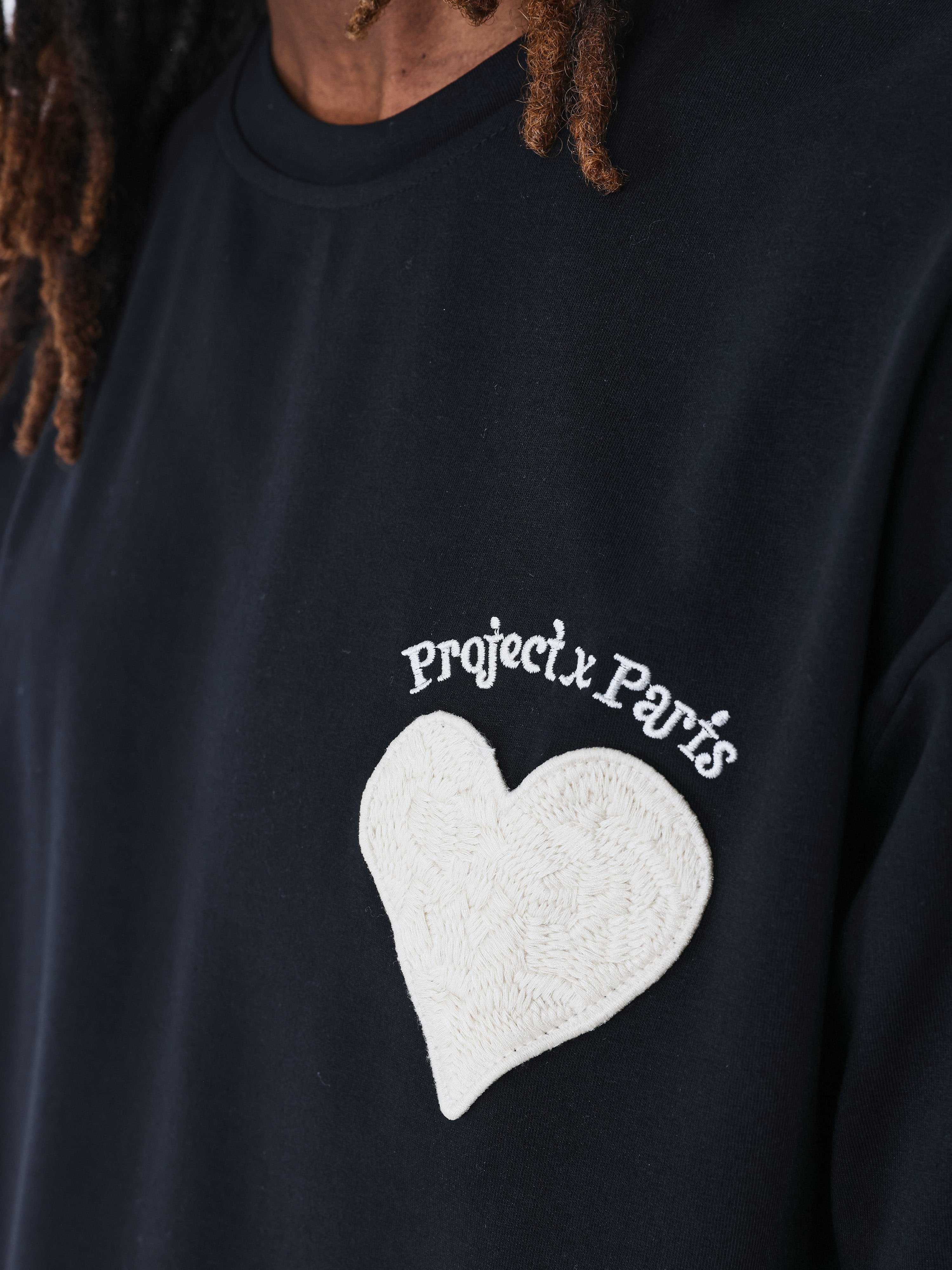 Camiseta larga coração de vime-5