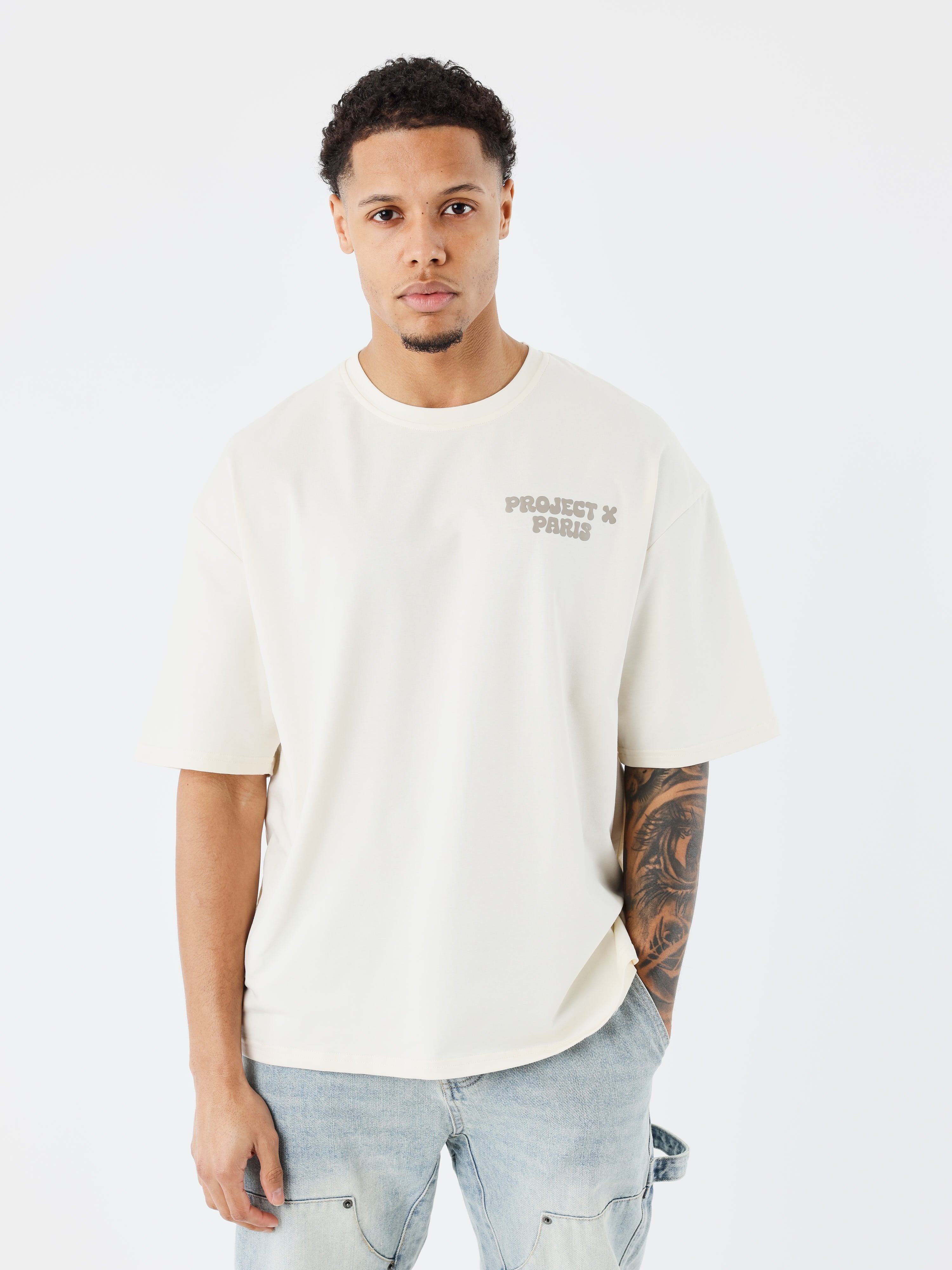 t-shirt-motif-canyon-craie-modelshot