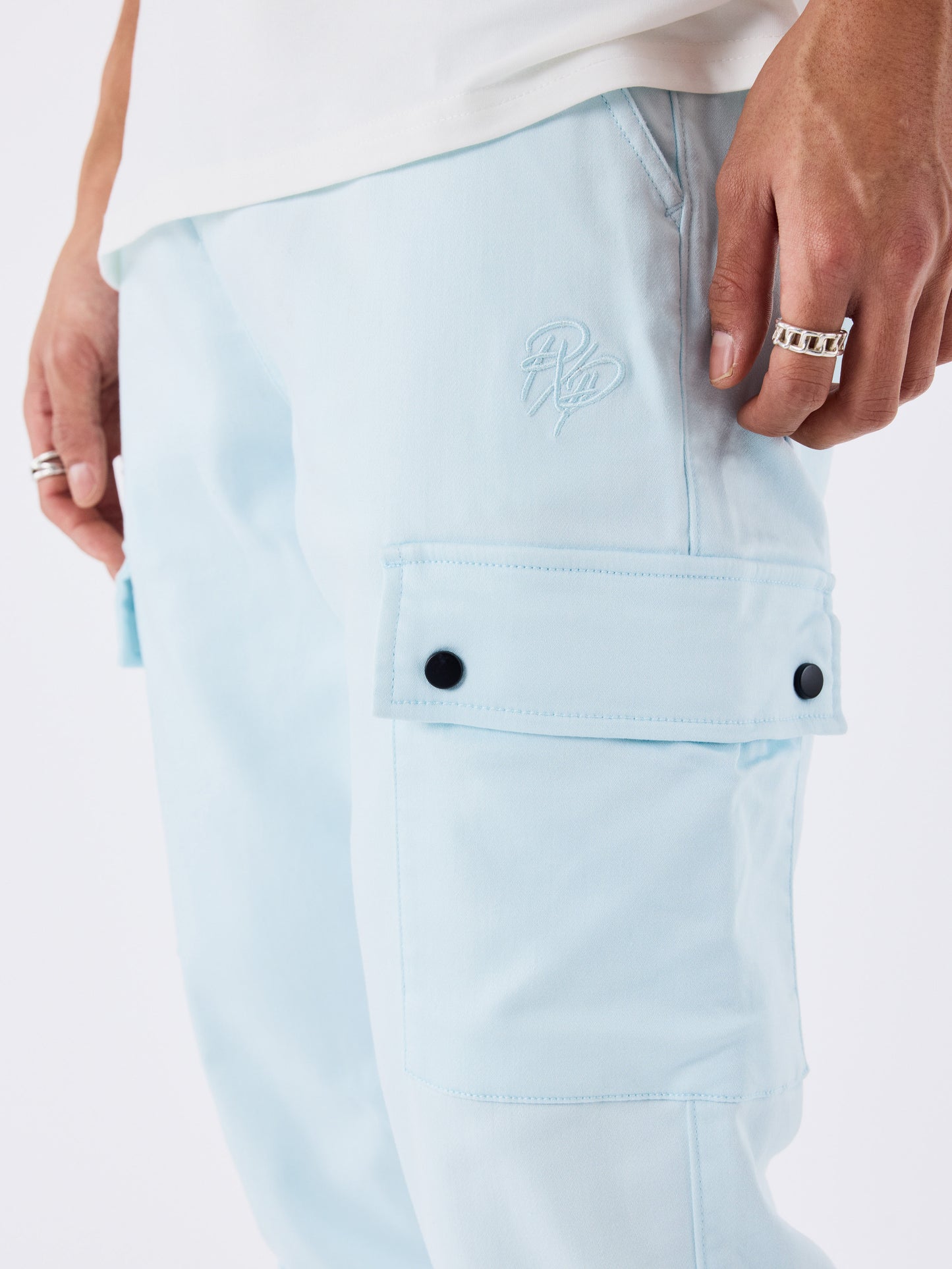 t19939-1-ice-blue