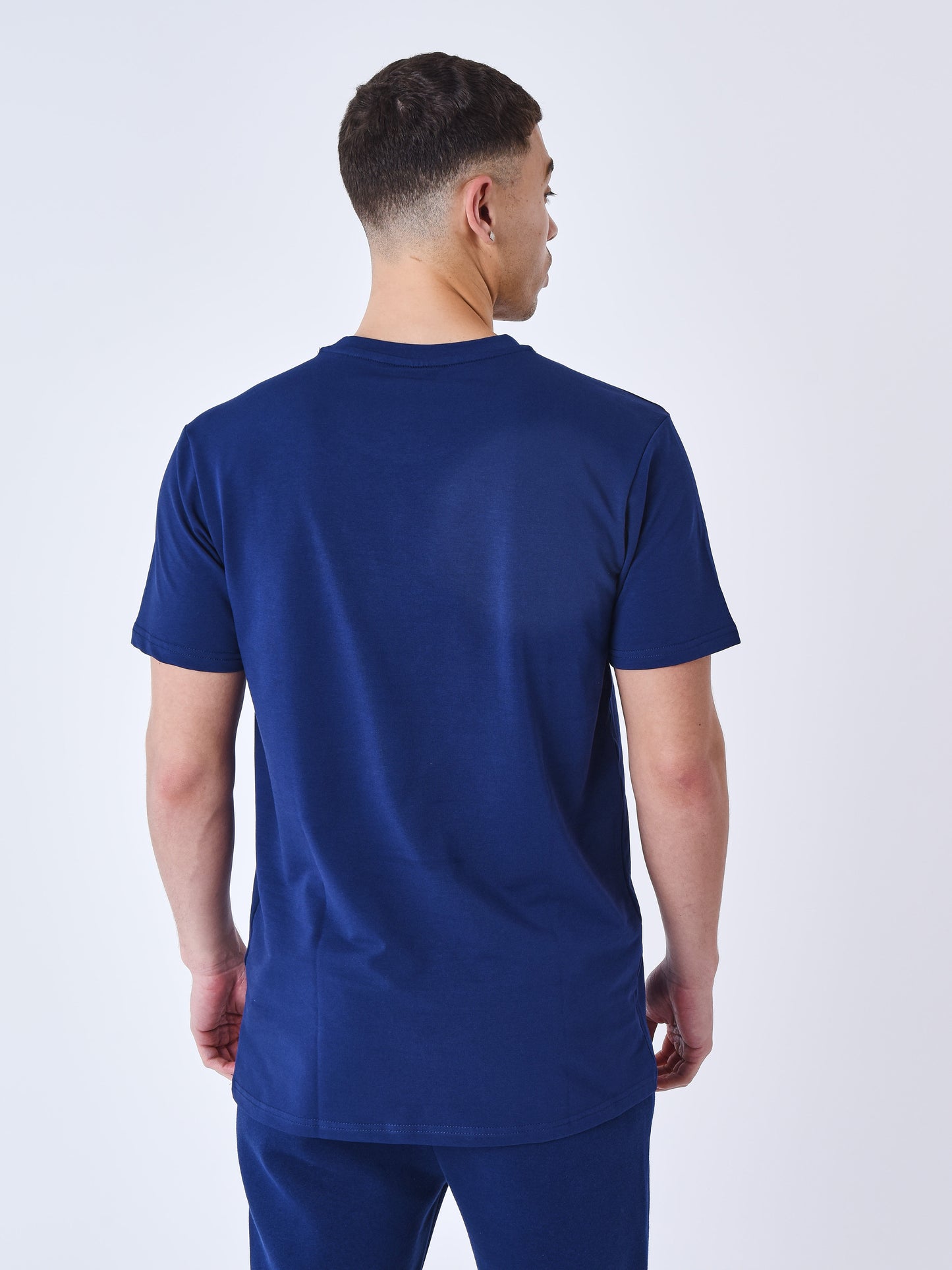 t221006-bleu-nuit-modelshot