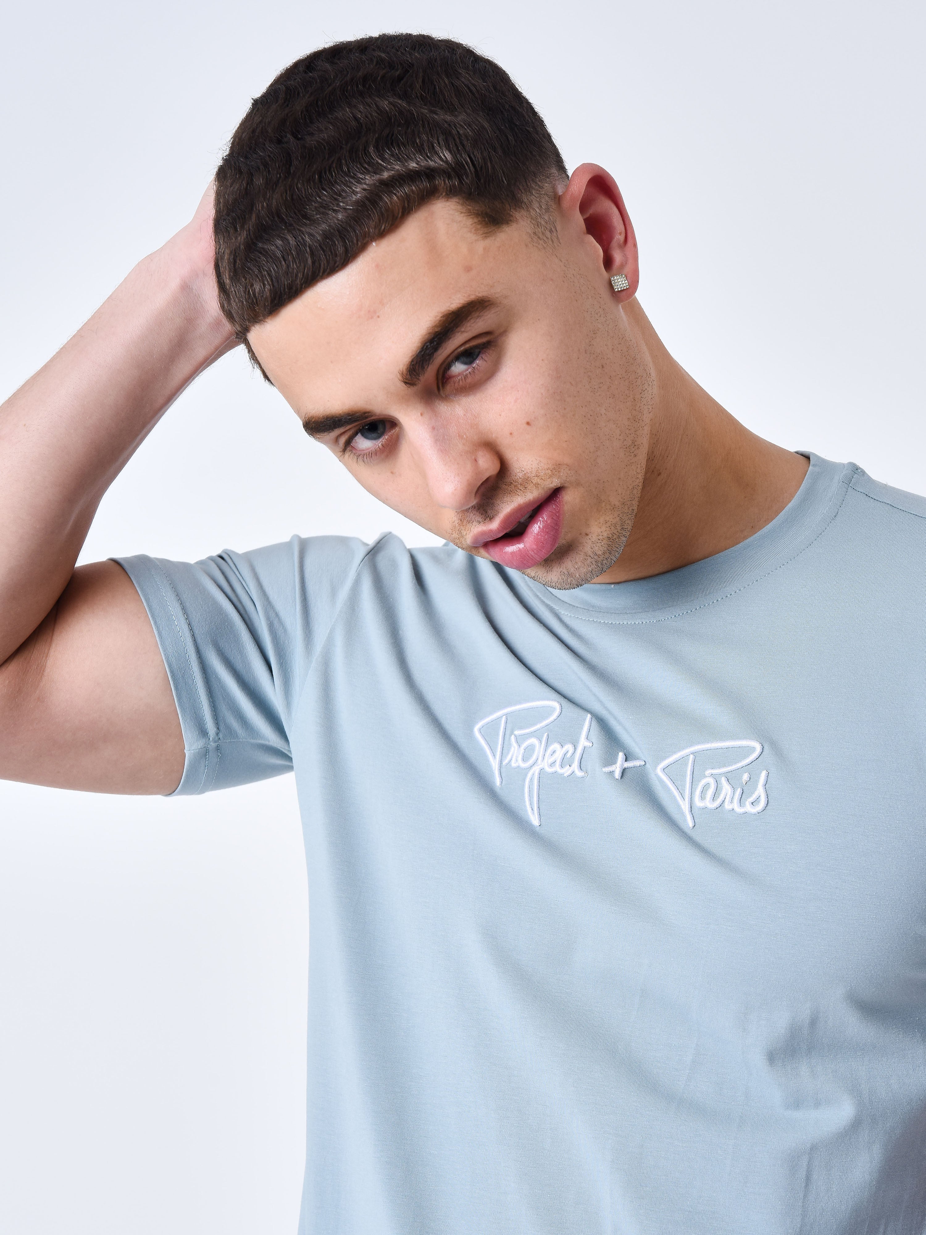 t221013-bleu-gris-modelshot