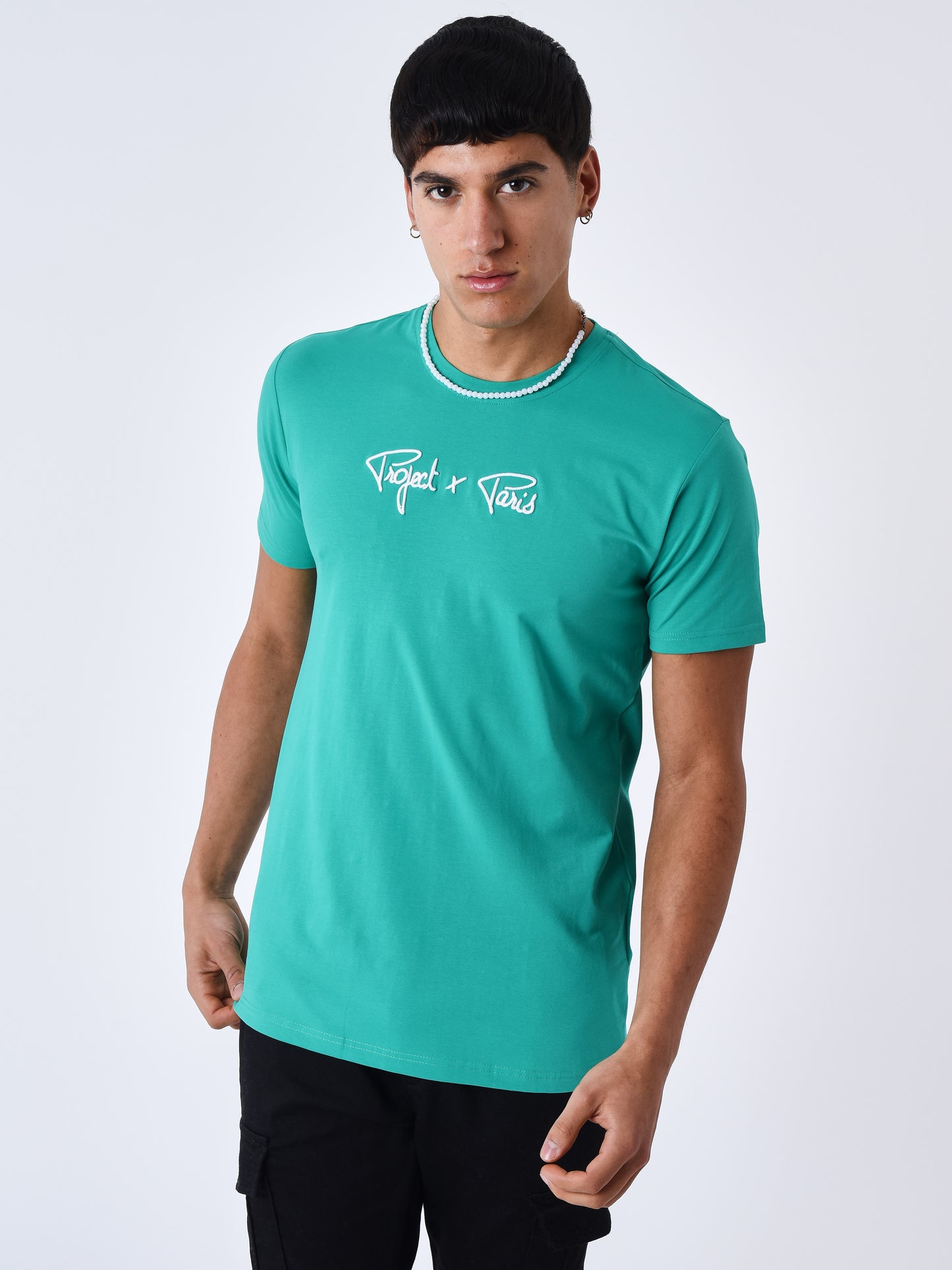 t221013-vert-modelshot