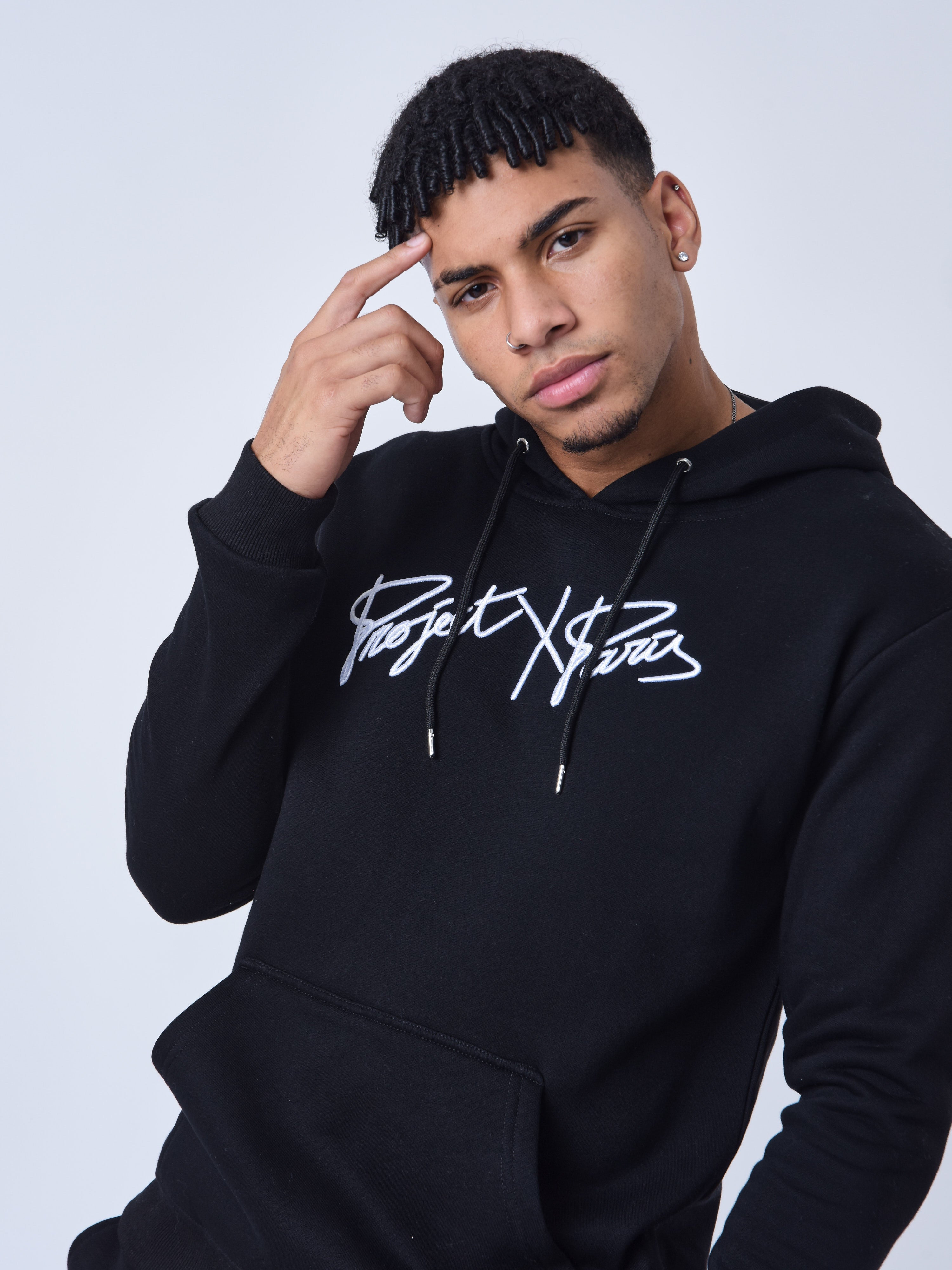 Sweat à Capuche full logo broderie-3