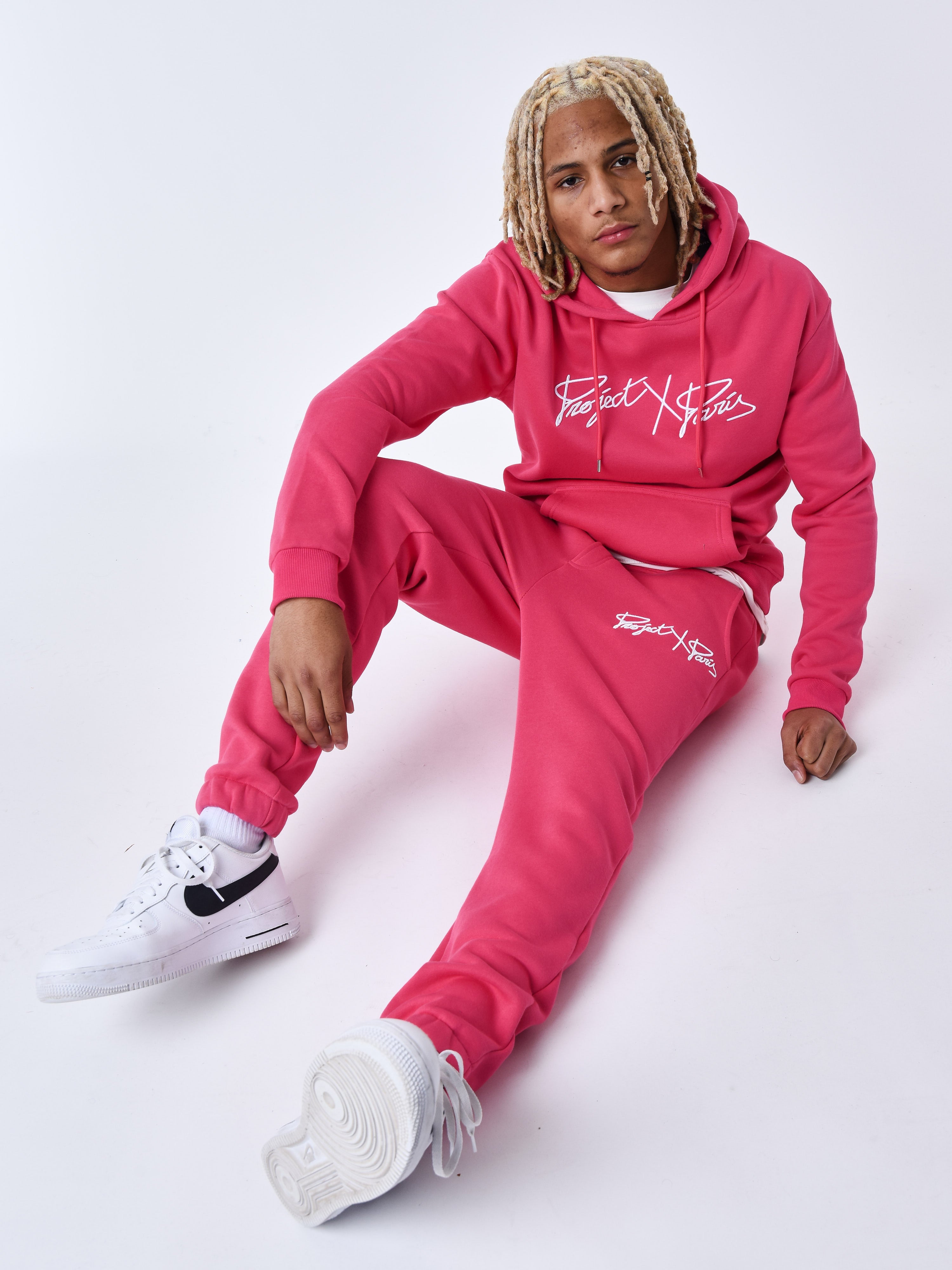 t224006-fuchsia-modelshot