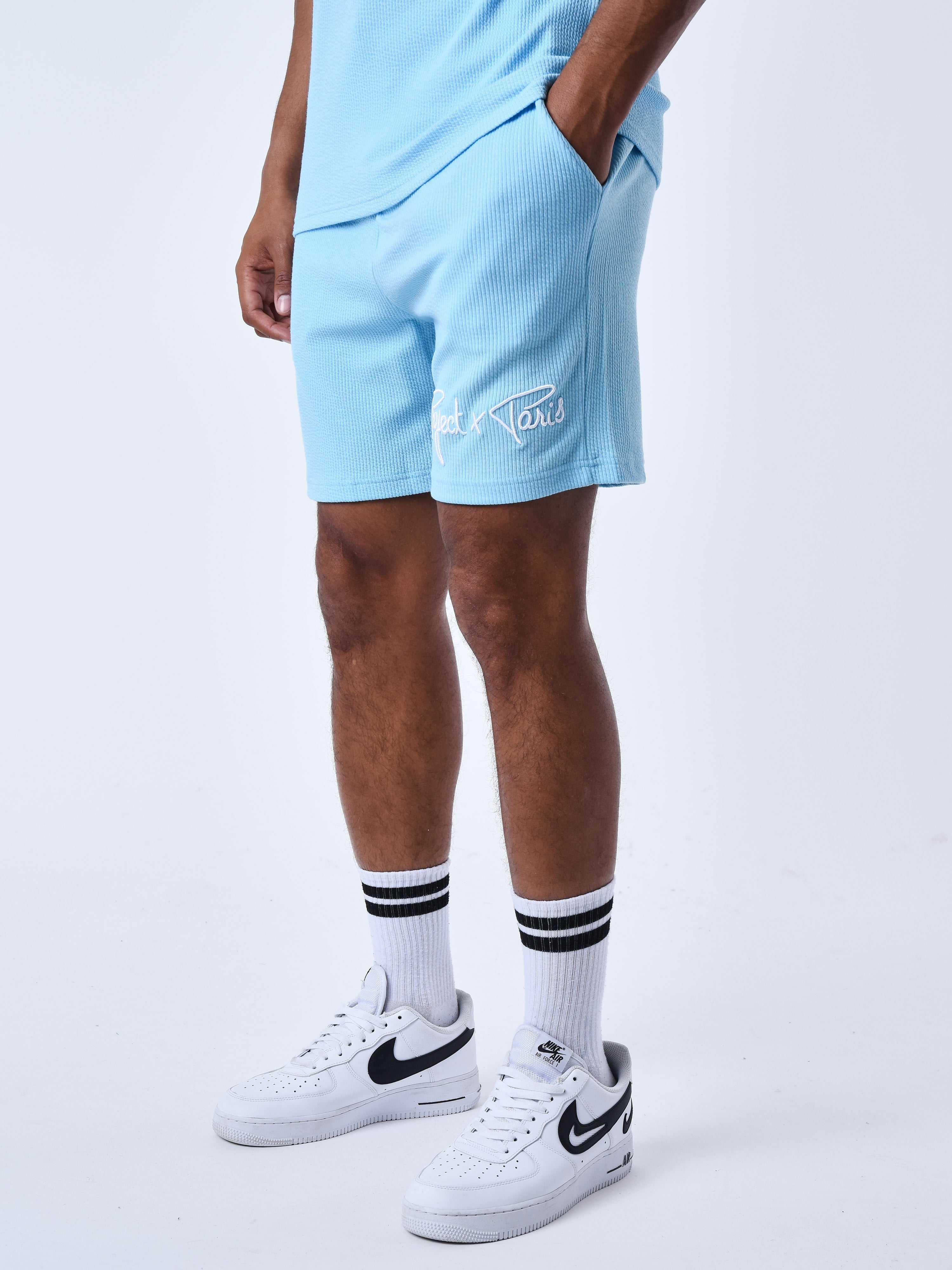 t224011-cyan-modelshot