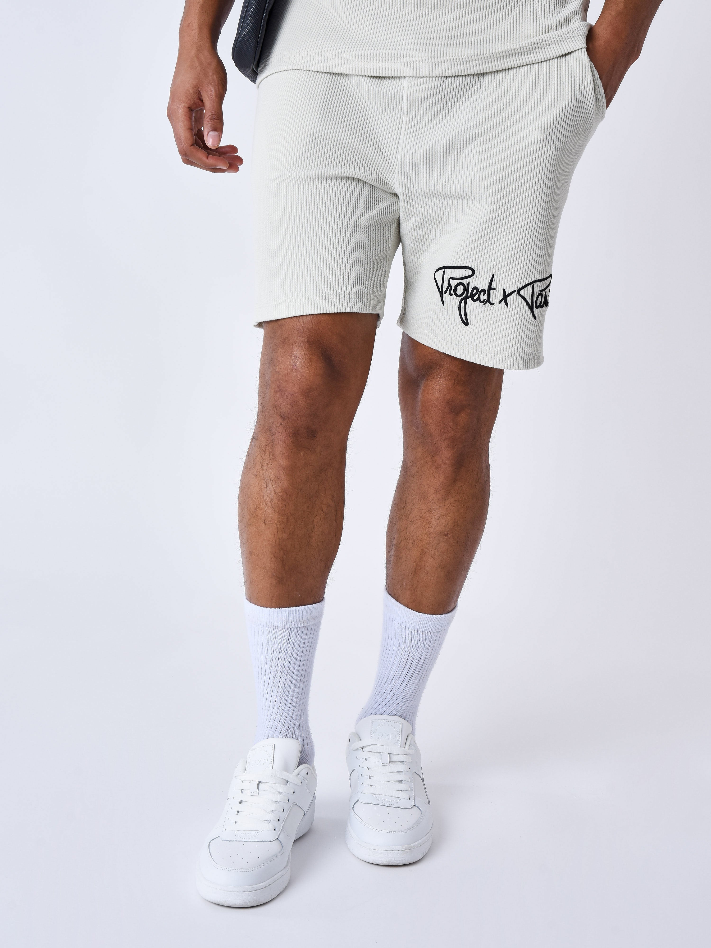 Short Waffle Signature-3