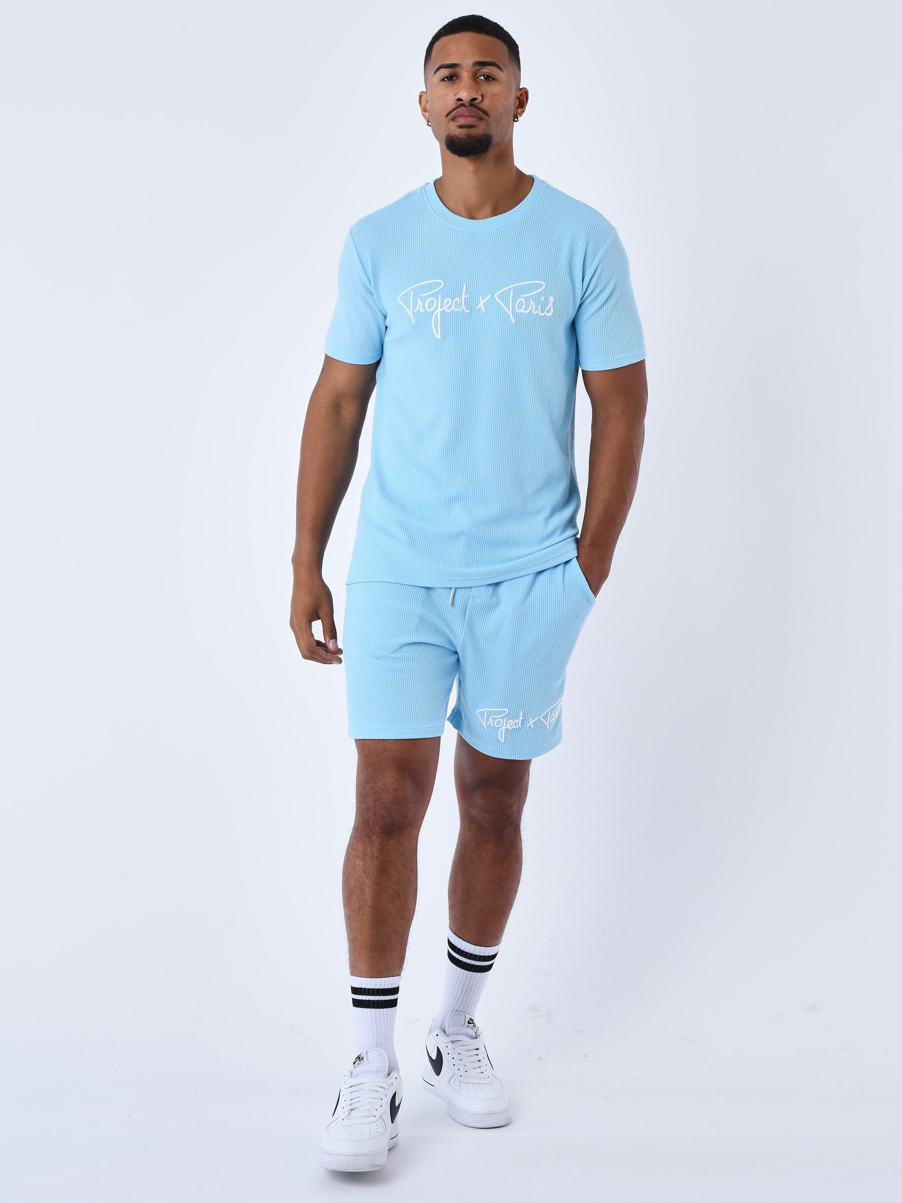 t224011-cyan-modelshot