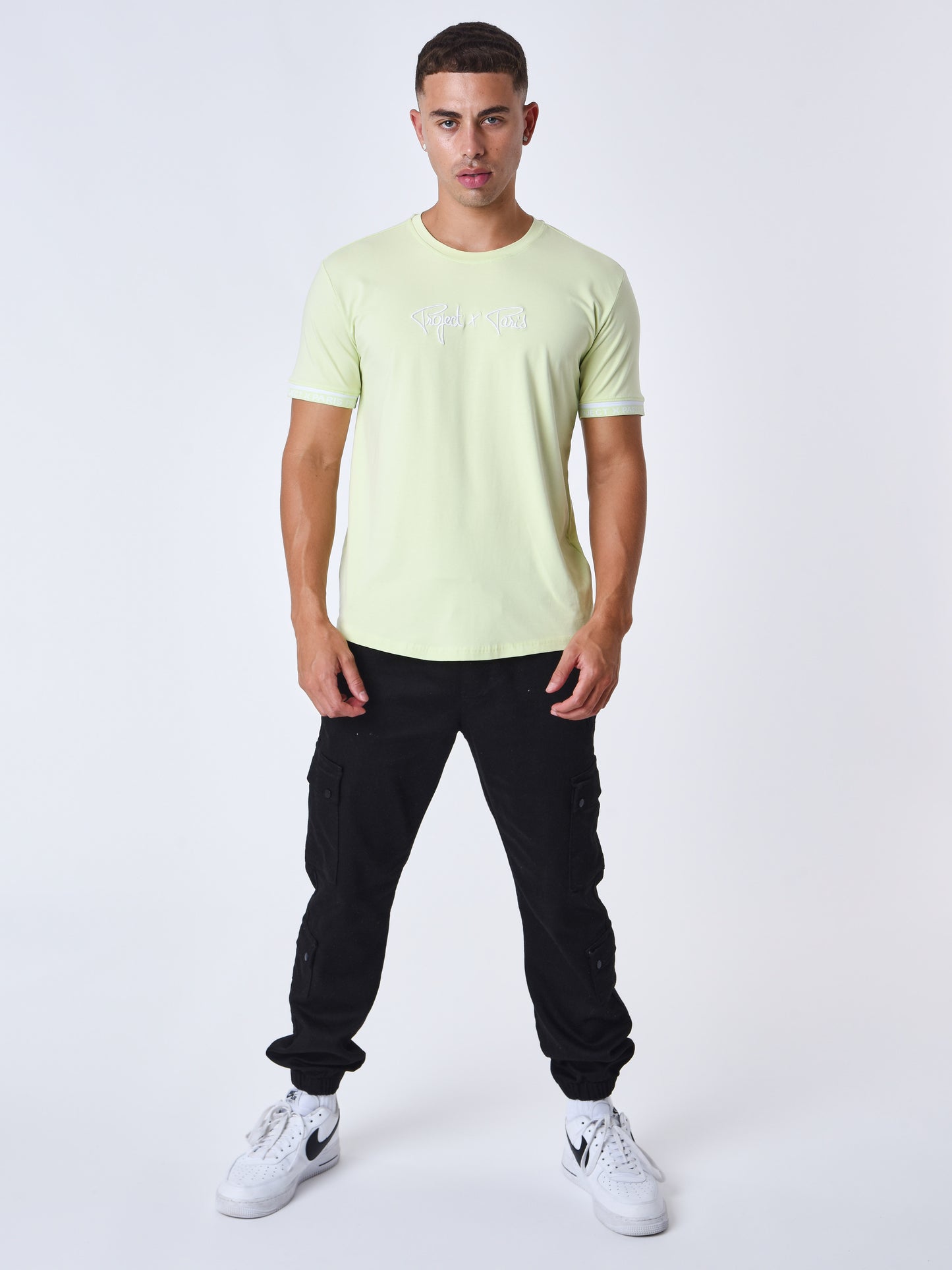 t231023-jaune-fluo-modelshot