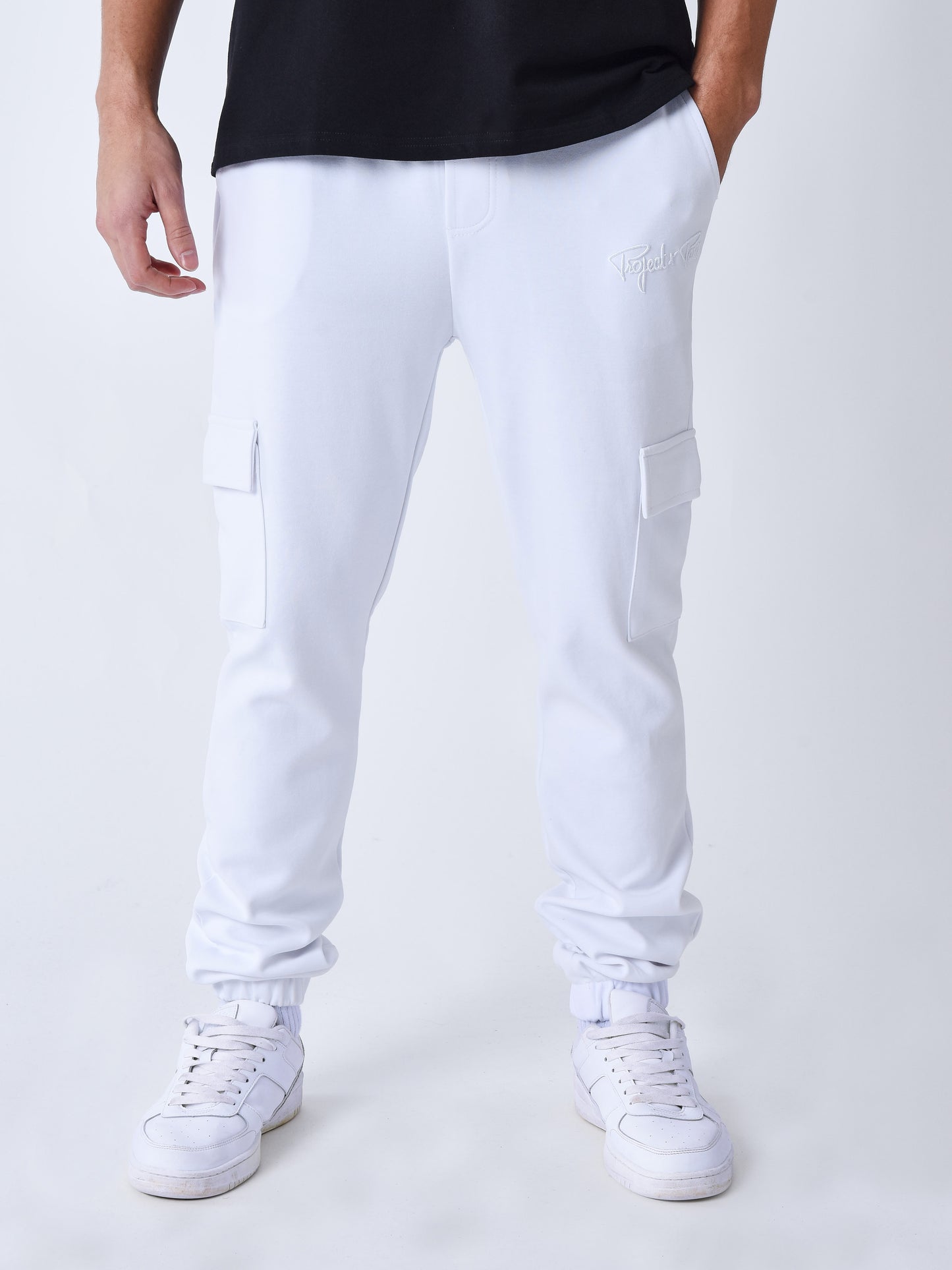 t234021-1-blanc-modelshot