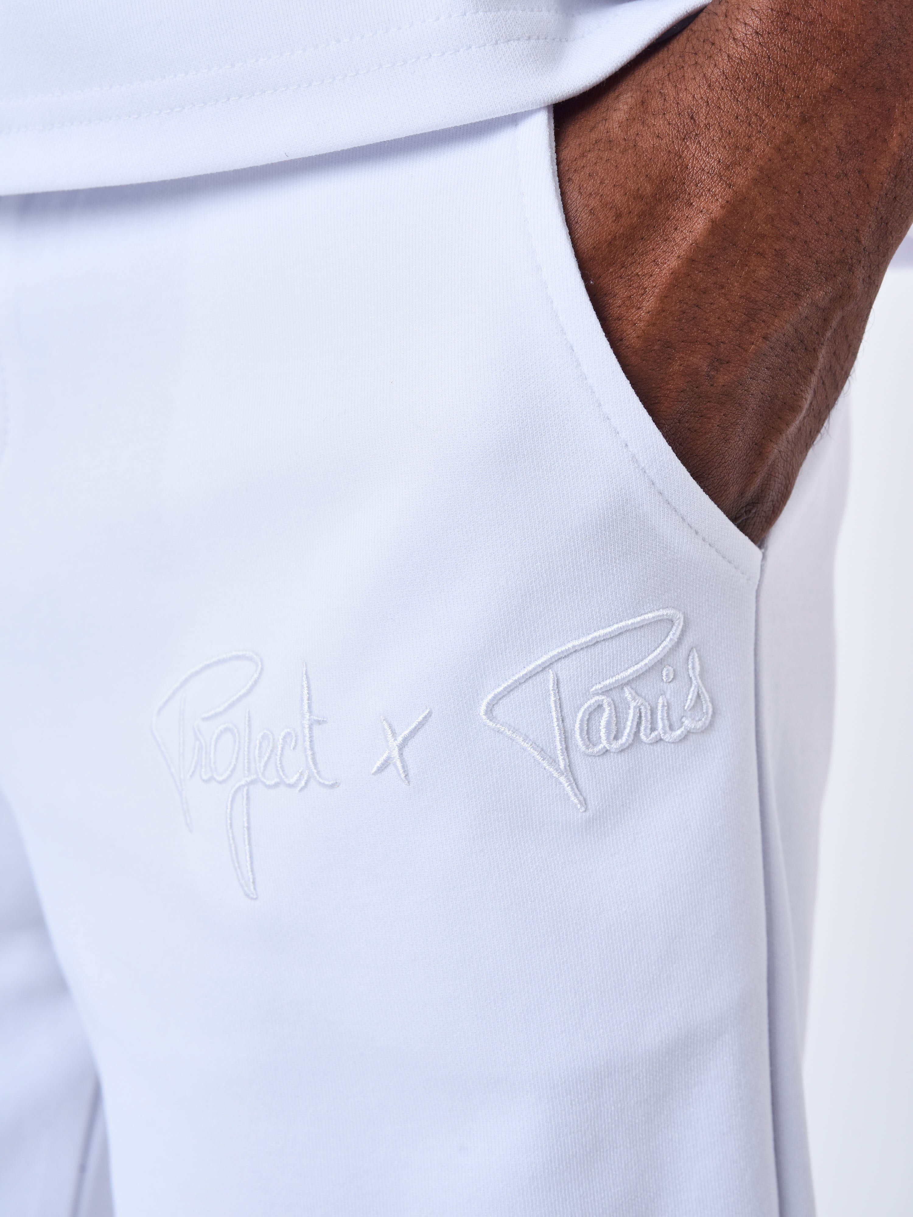 Pantaloncini con ricamo logo-6